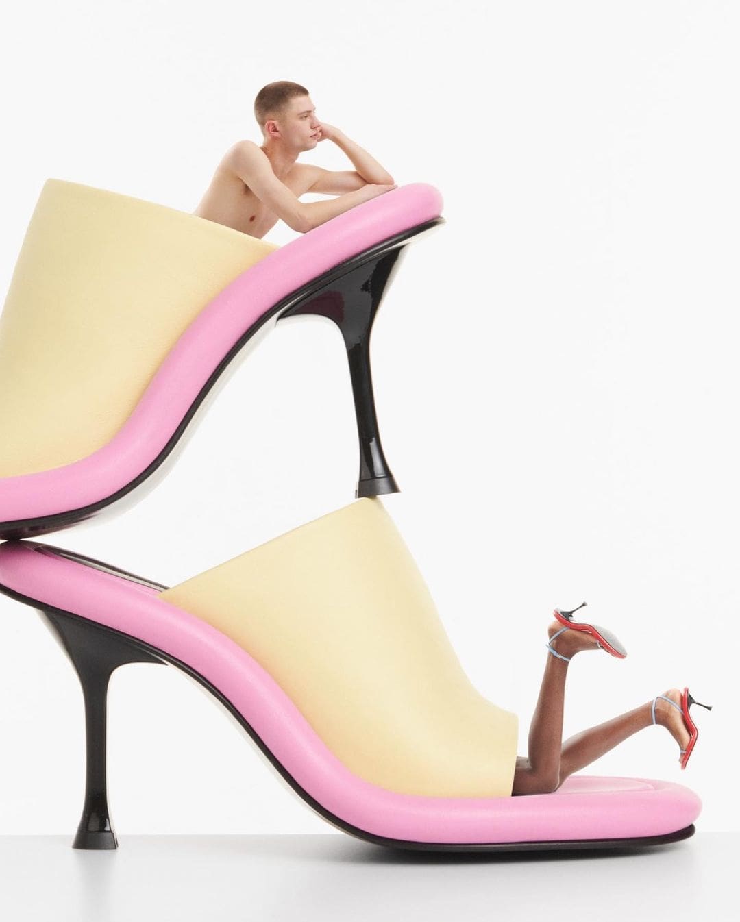 JW Anderson accessories for Fall Winter 2022-2023 by RUNWAY MAGAZINE