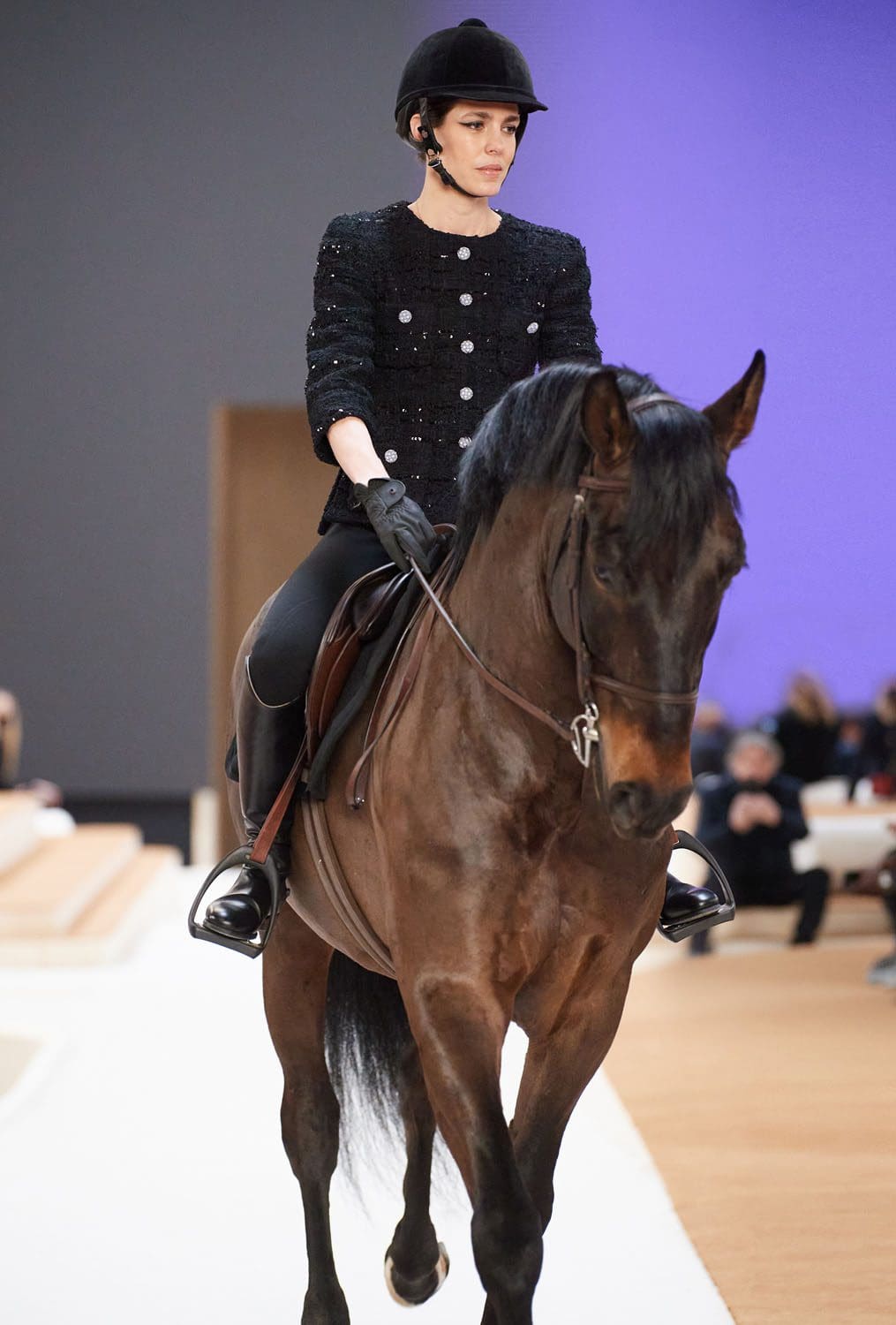 Chanel Haute Couture Весна-Лето 2022 от RUNWAY ЖУРНАЛ