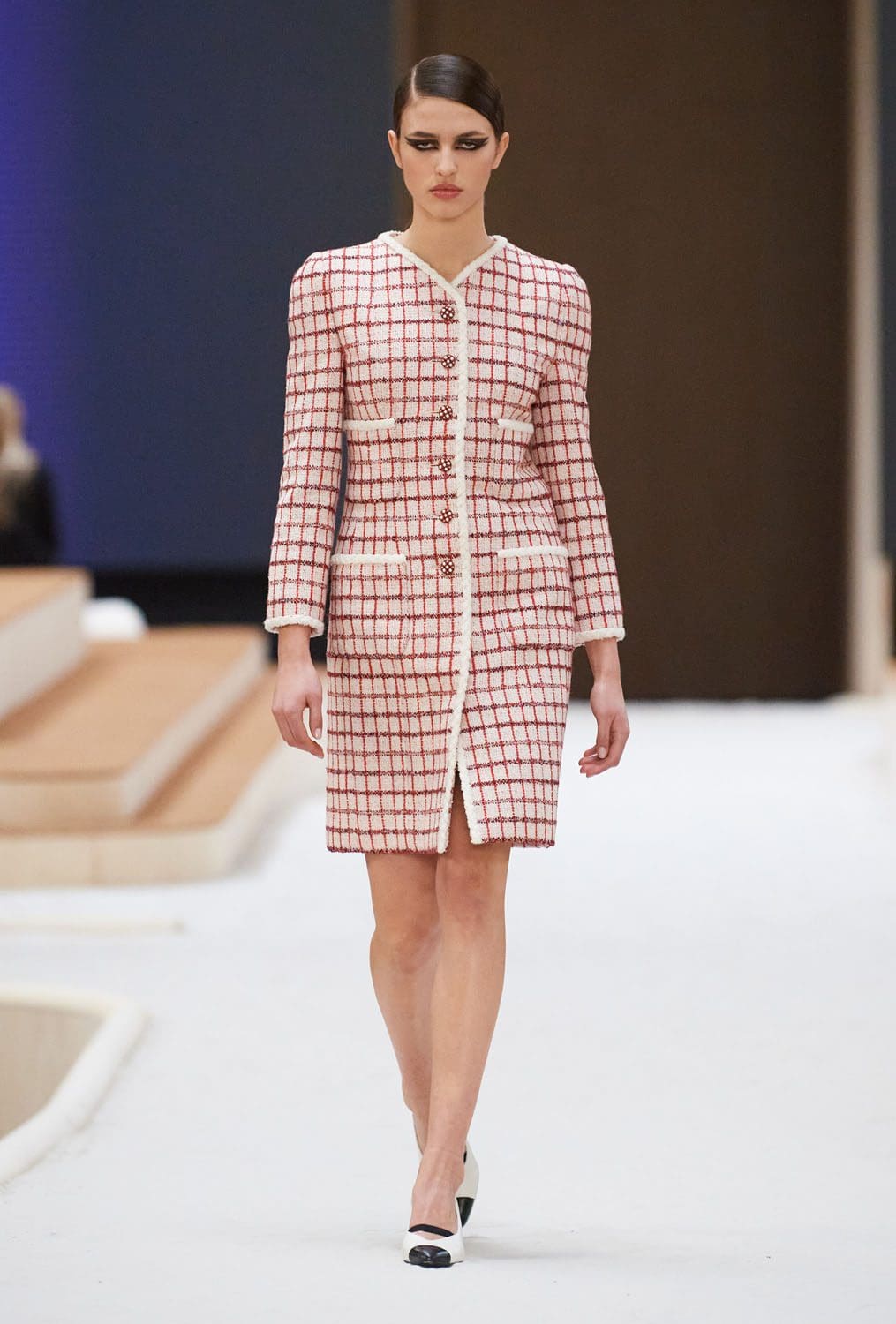 Chanel Haute Couture Весна-Лето 2022 от RUNWAY ЖУРНАЛ