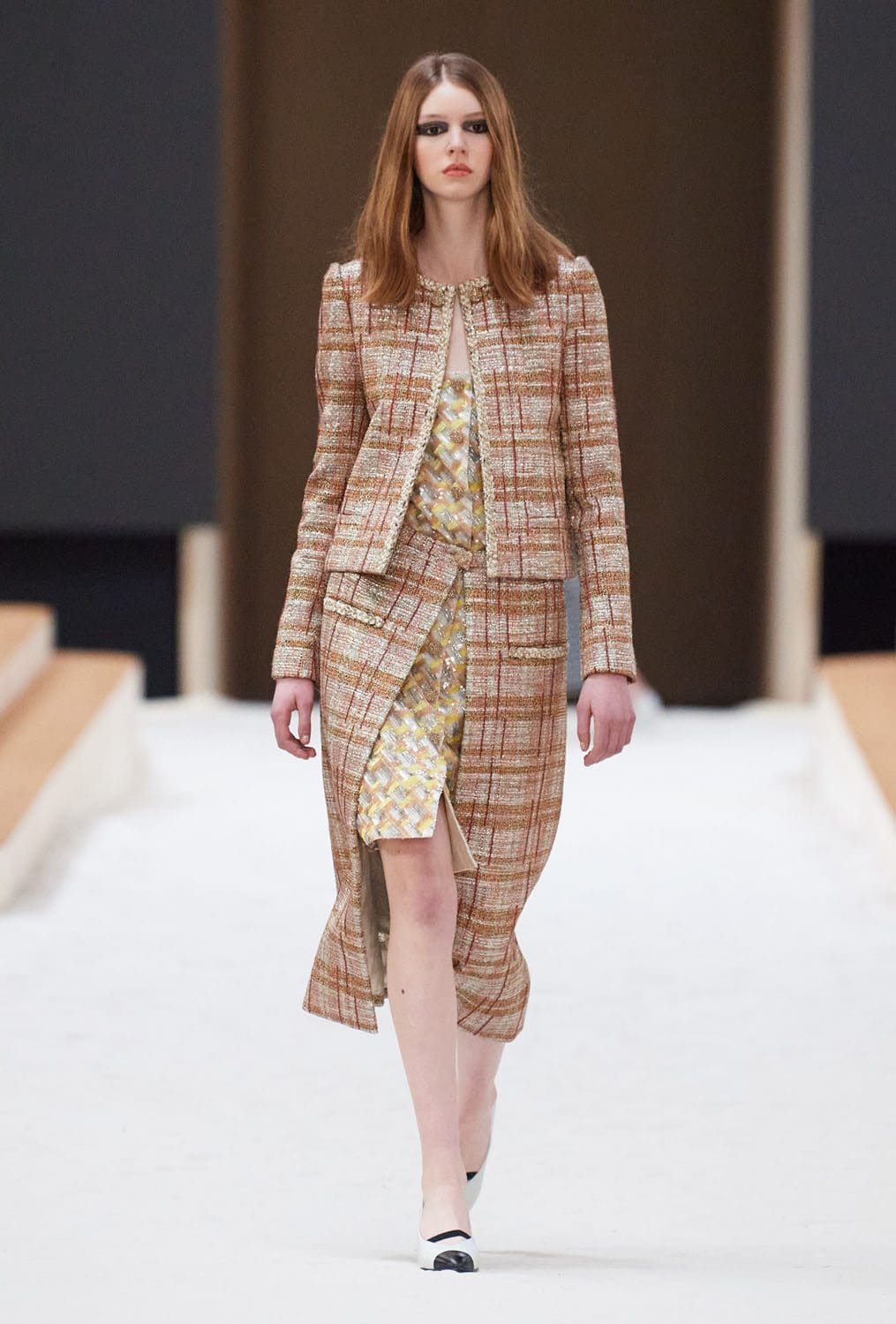 Chanel Haute Couture Весна-Лето 2022 от RUNWAY ЖУРНАЛ