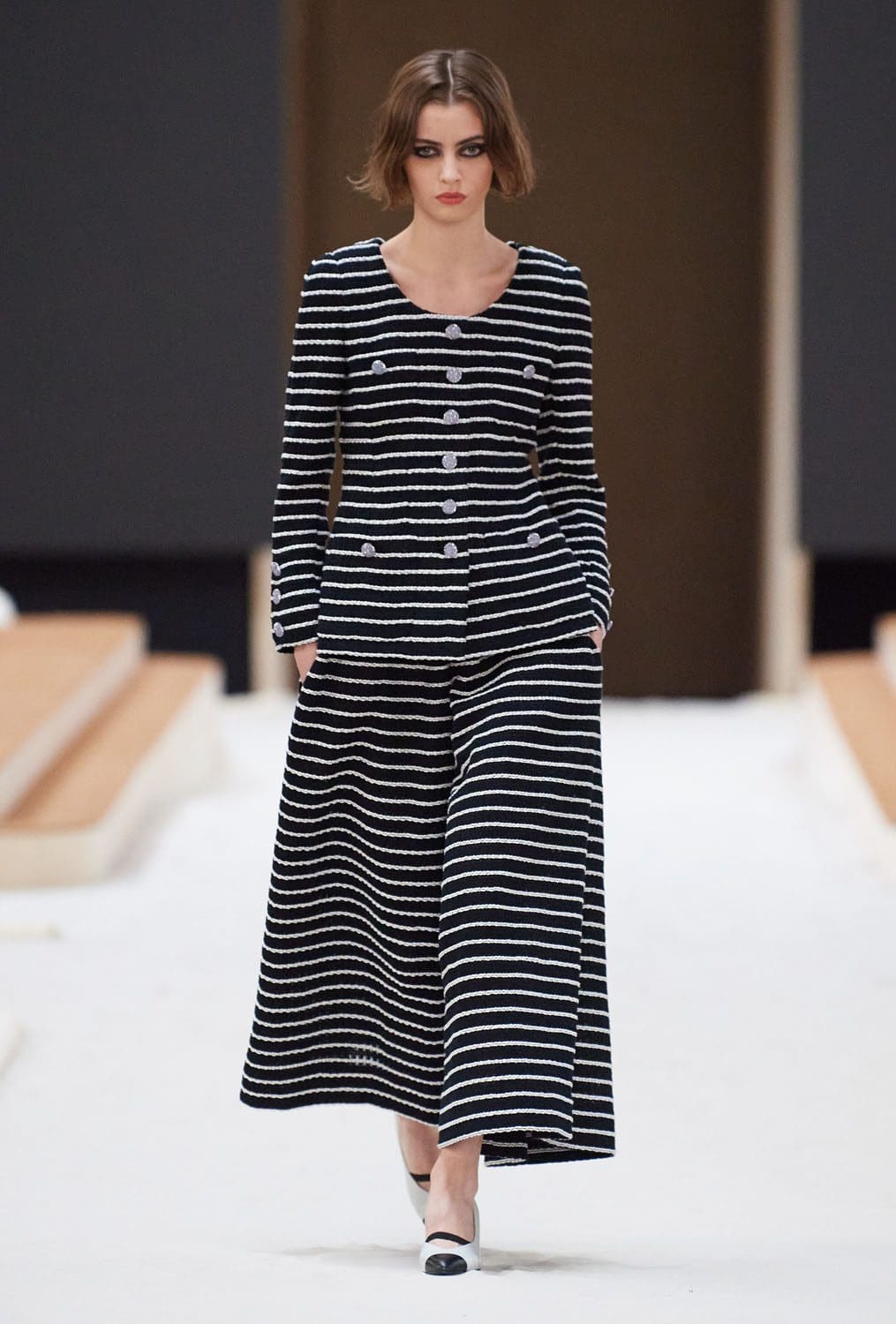 Chanel Haute Couture Весна-Лето 2022 от RUNWAY ЖУРНАЛ