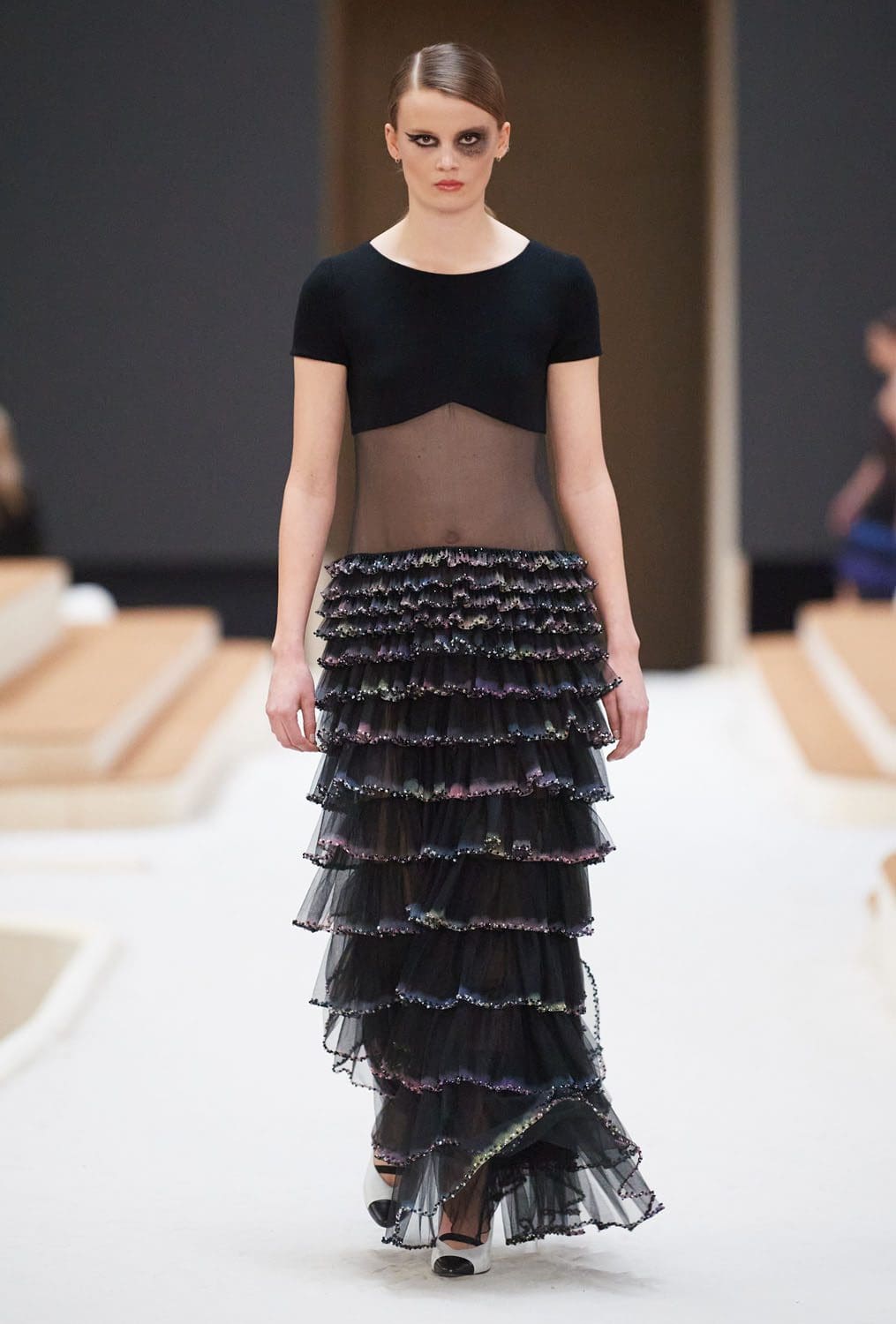 Chanel Haute Couture Весна-Лето 2022 от RUNWAY ЖУРНАЛ