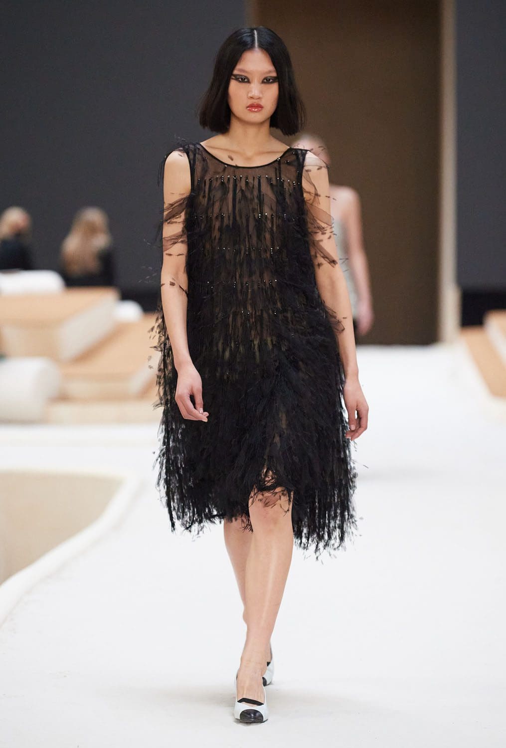 Chanel Haute Couture Весна-Лето 2022 от RUNWAY ЖУРНАЛ