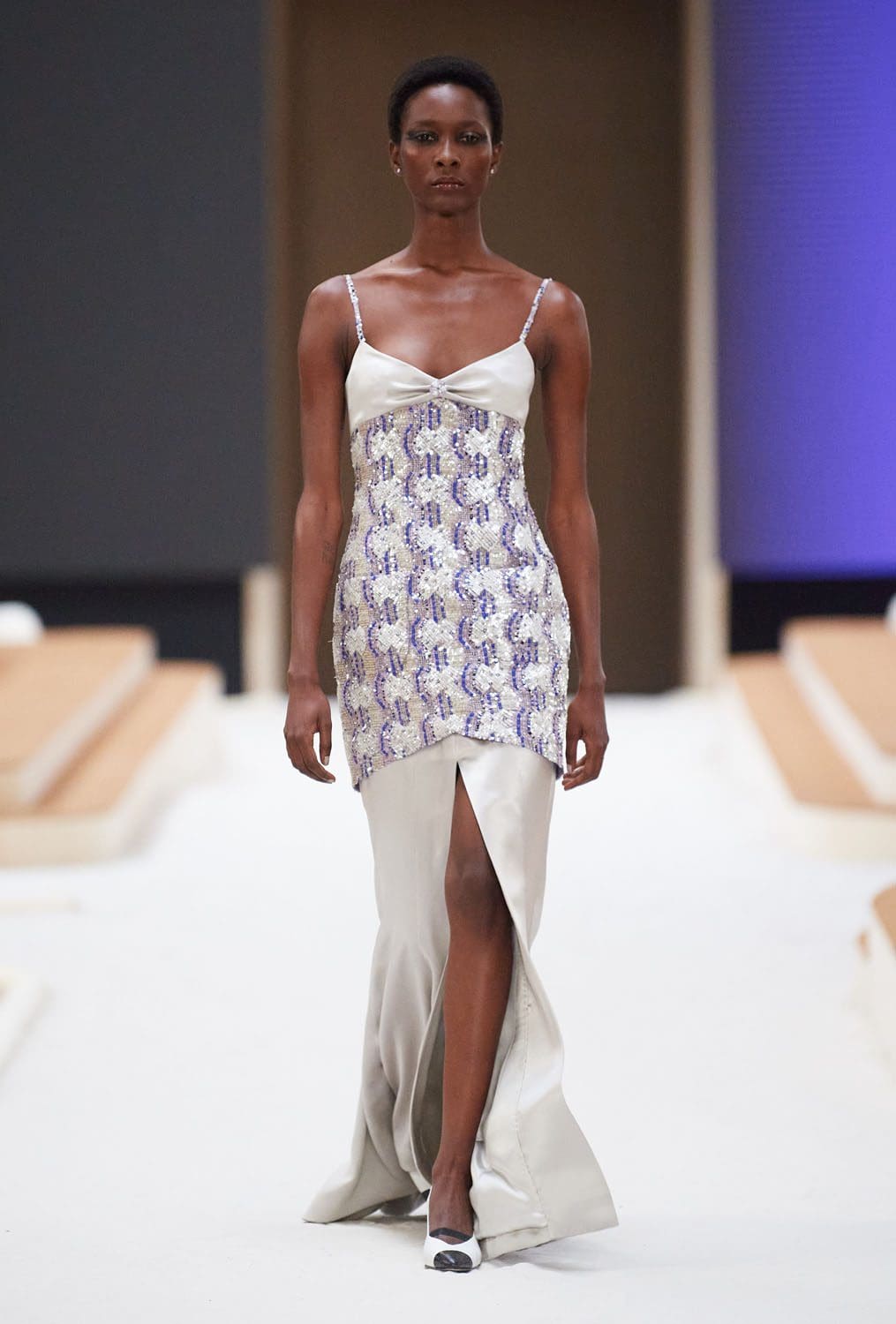 Chanel Haute Couture Весна-Лето 2022 от RUNWAY ЖУРНАЛ