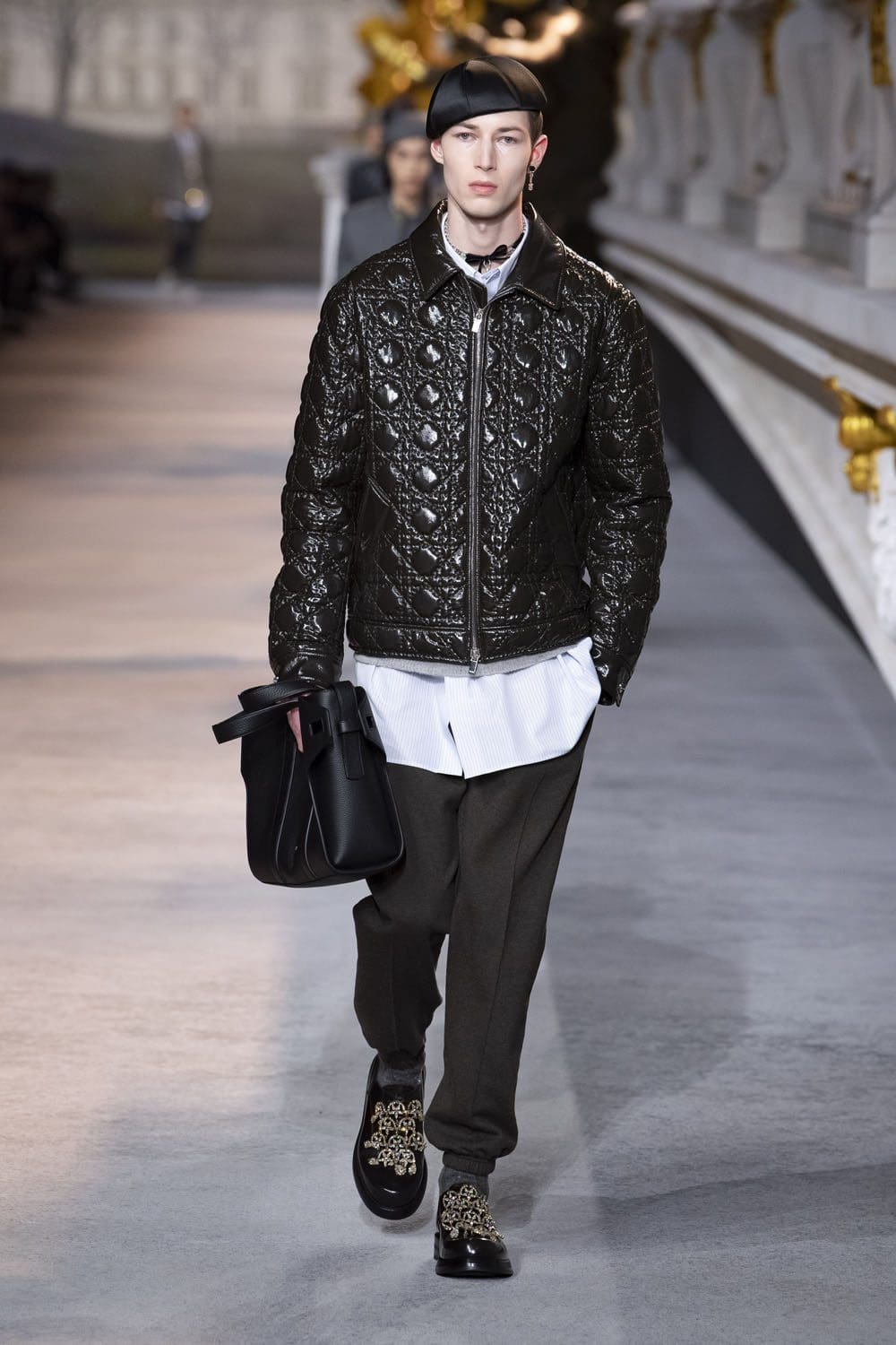 Dior Fall Winter 2022-2023 Men by RUNWAY MAGAZINE