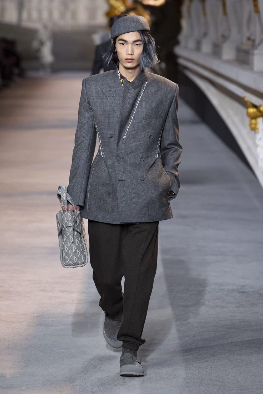 Dior Fall Winter 2022-2023 Men by RUNWAY MAGAZINE