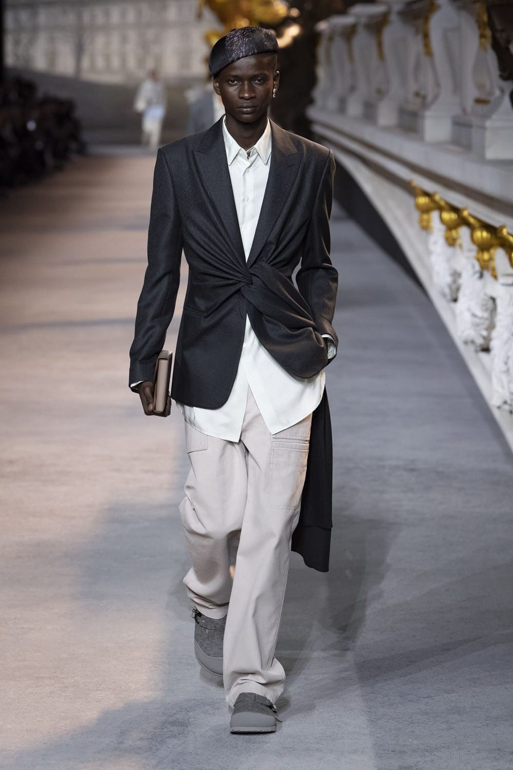 Dior Fall Winter 2022-2023 Men by RUNWAY MAGAZINE