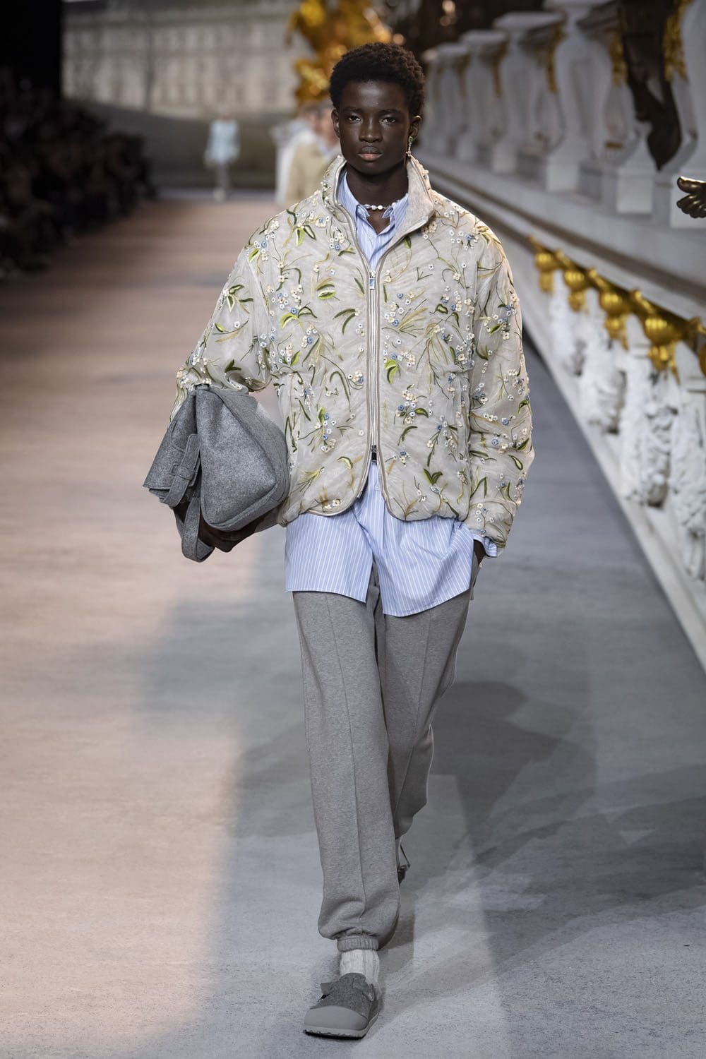 Dior Fall Winter 2022-2023 Men by RUNWAY MAGAZINE