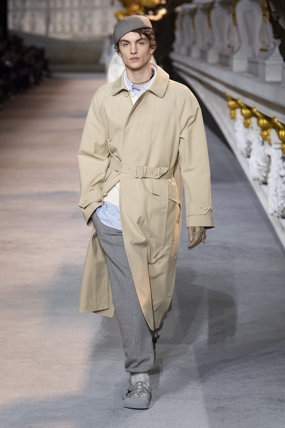Dior Fall Winter 2022-2023 Men by RUNWAY MAGAZINE