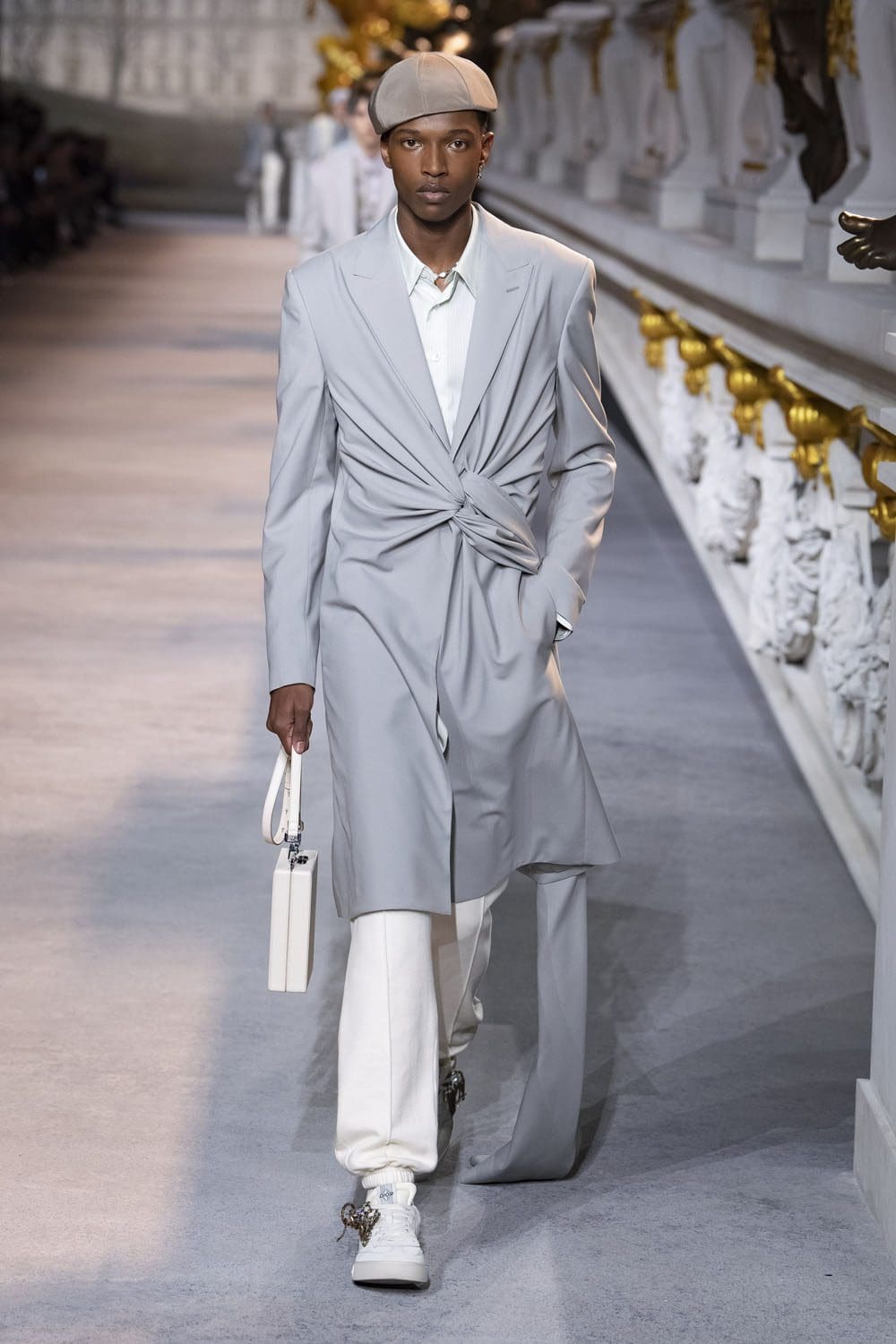 Dior Fall Winter 2022-2023 Men by RUNWAY MAGAZINE