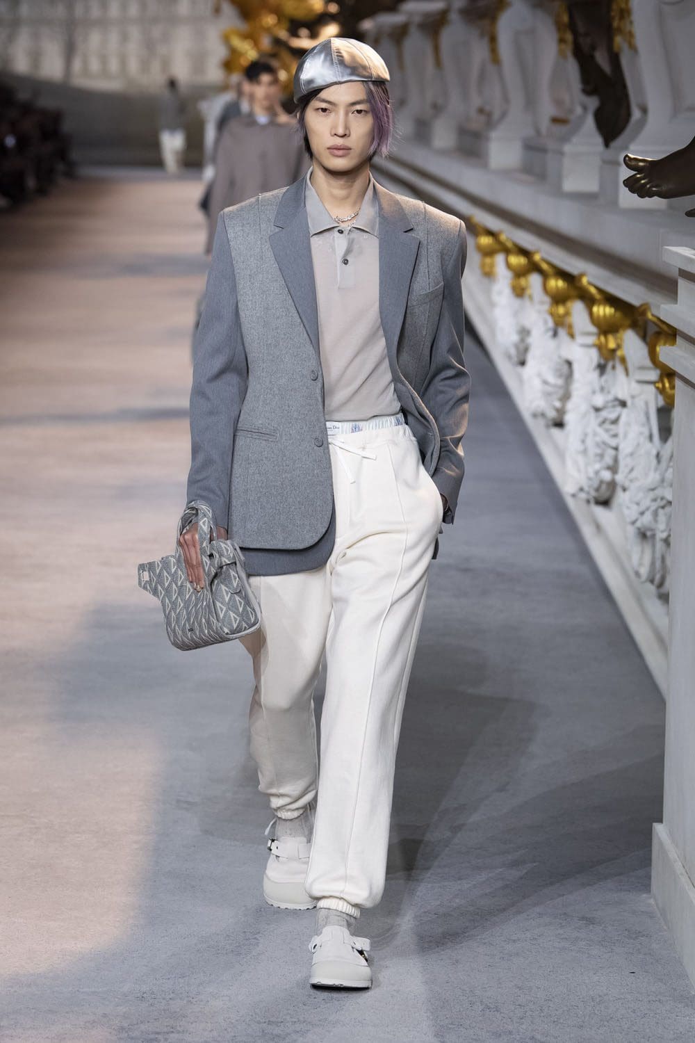 Dior Fall Winter 2022-2023 Men by RUNWAY MAGAZINE