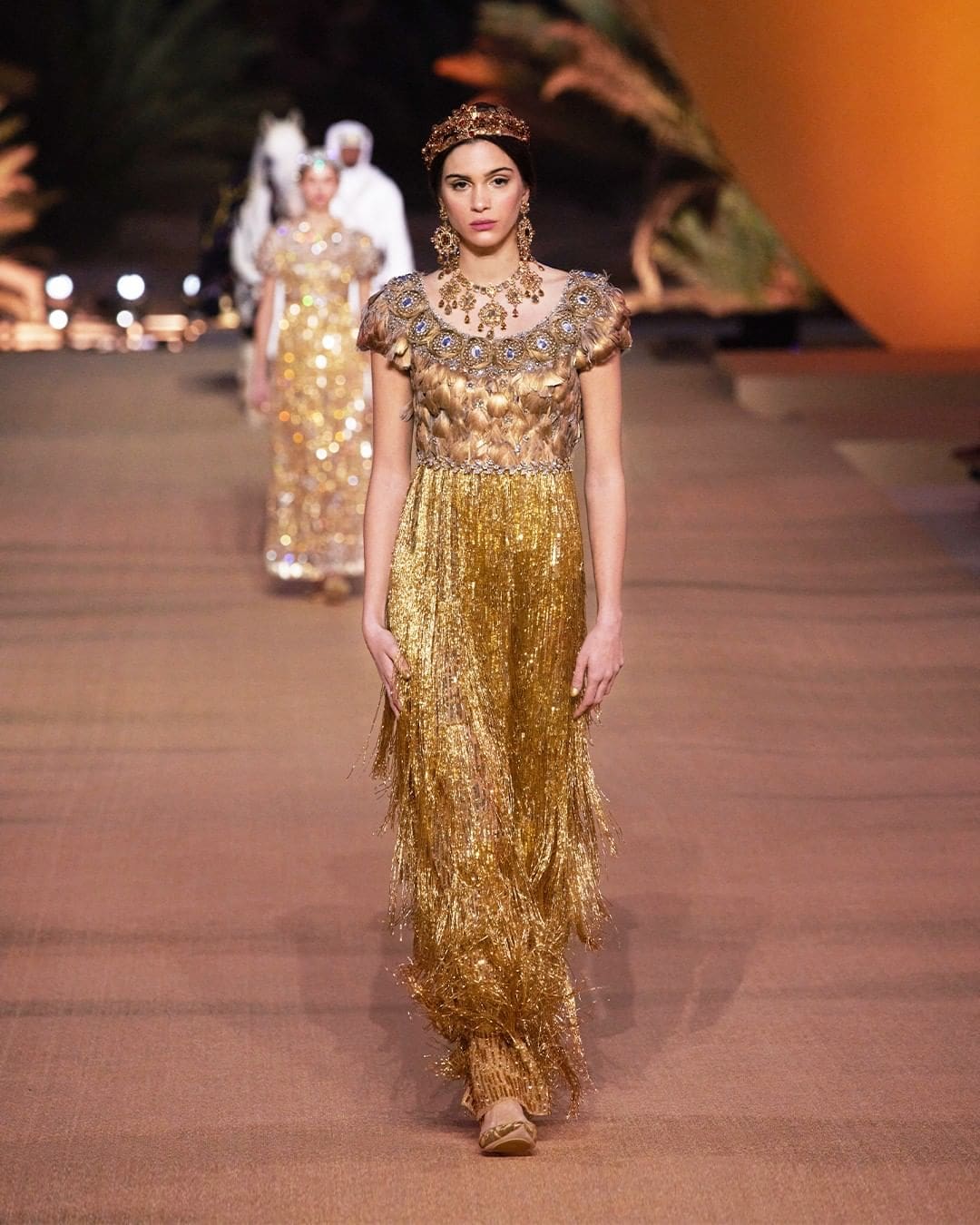 Dolce Gabbana Alta Moda y Alta Sartoria - AlUla Arabia Saudita por RUNWAY REVISTA