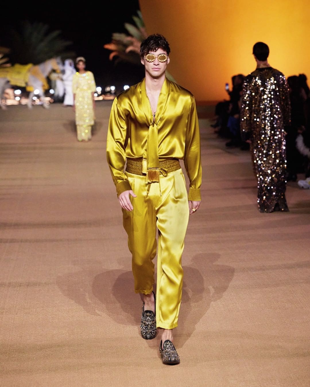 Dolce Gabbana Alta Moda y Alta Sartoria - AlUla Arabia Saudita por RUNWAY REVISTA