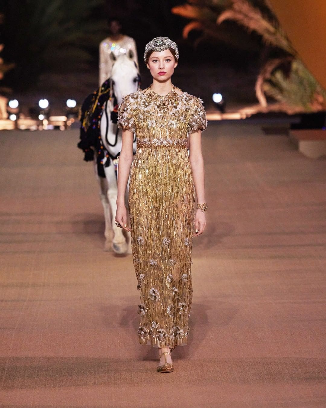 Dolce Gabbana Alta Moda y Alta Sartoria - AlUla Arabia Saudita por RUNWAY REVISTA