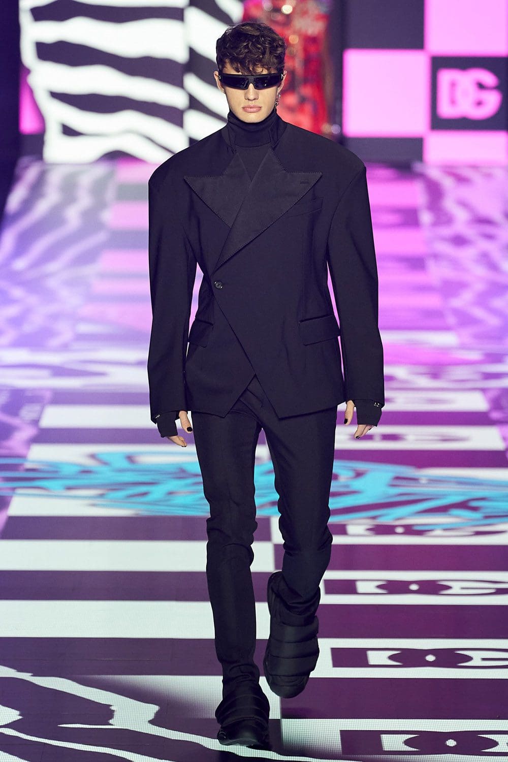 Dolce Gabbana Fall Winter 2022-2023 Men by RUNWAY MAGAZINE