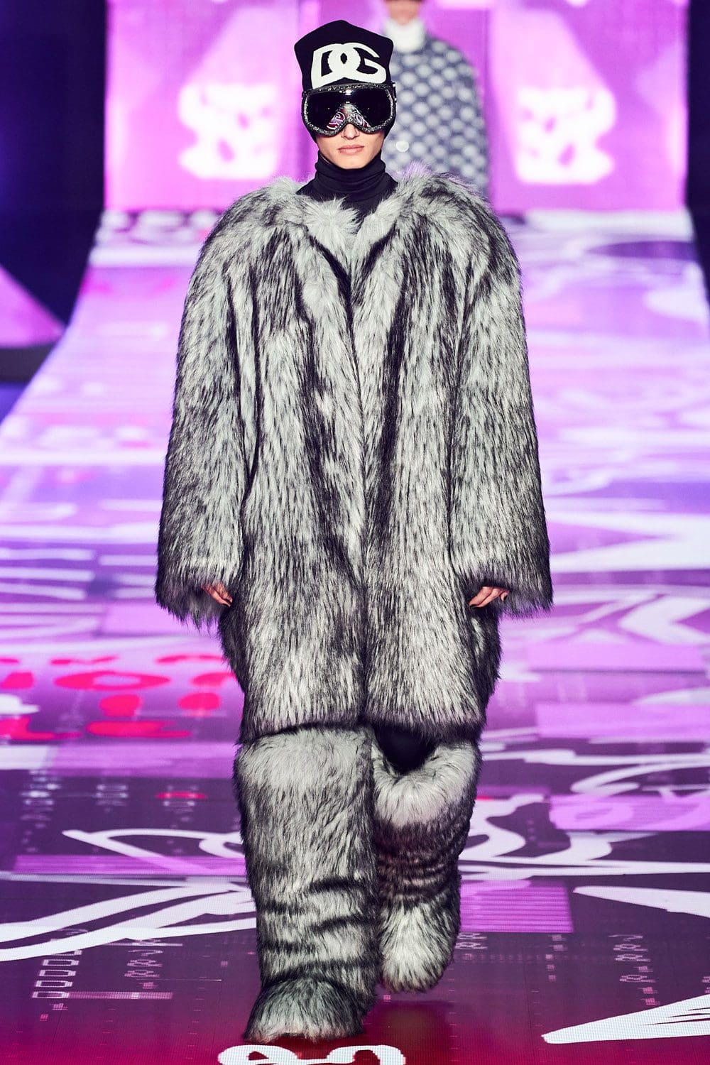 Dolce Gabbana Fall Winter 2022-2023 Men by RUNWAY MAGAZINE