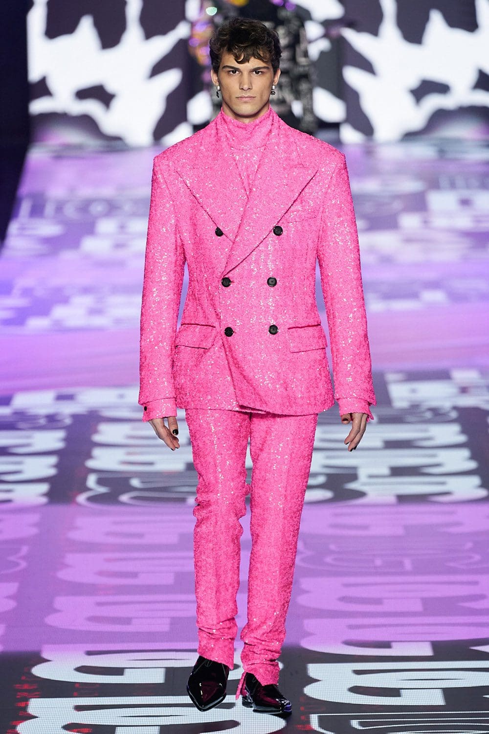 Dolce Gabbana Fall Winter 2022-2023 Men by RUNWAY MAGAZINE