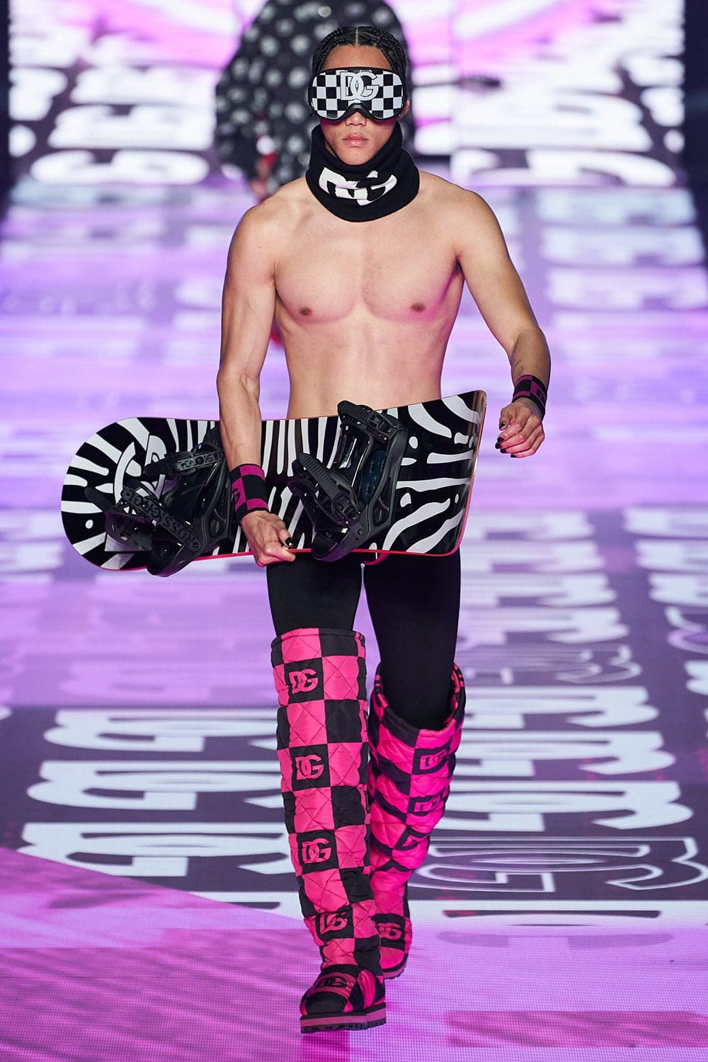 Dolce Gabbana Fall Winter 2022-2023 Men by RUNWAY MAGAZINE