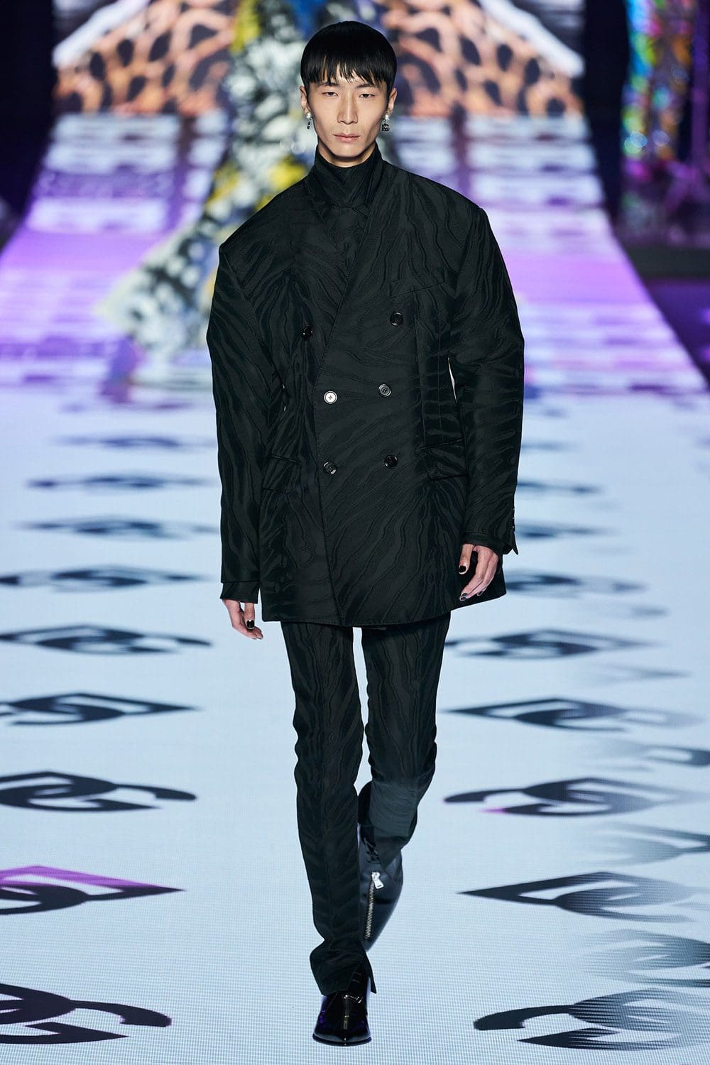 Dolce Gabbana Fall Winter 2022-2023 Men by RUNWAY MAGAZINE