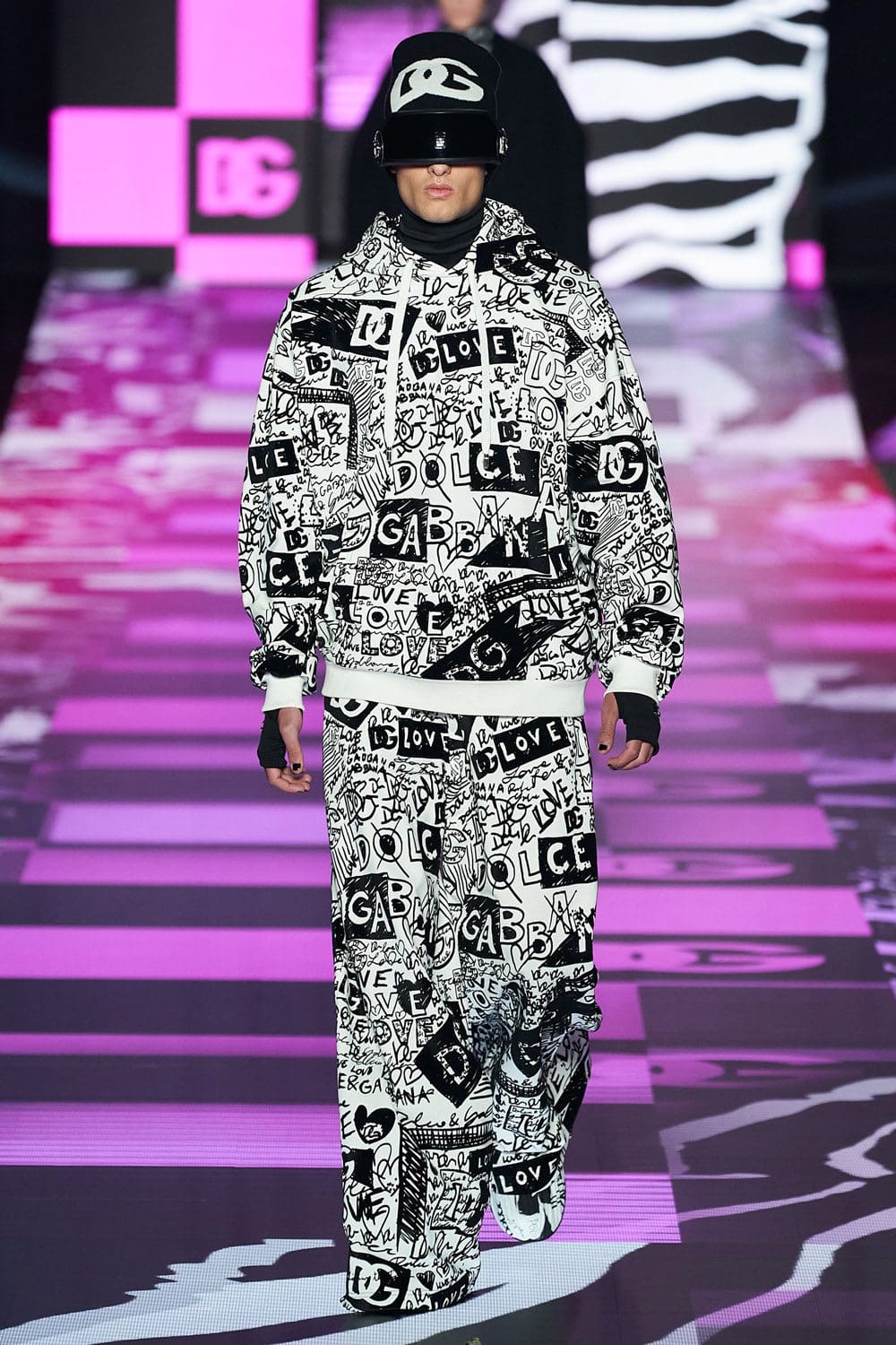 Dolce Gabbana Fall Winter 2022-2023 Men by RUNWAY MAGAZINE