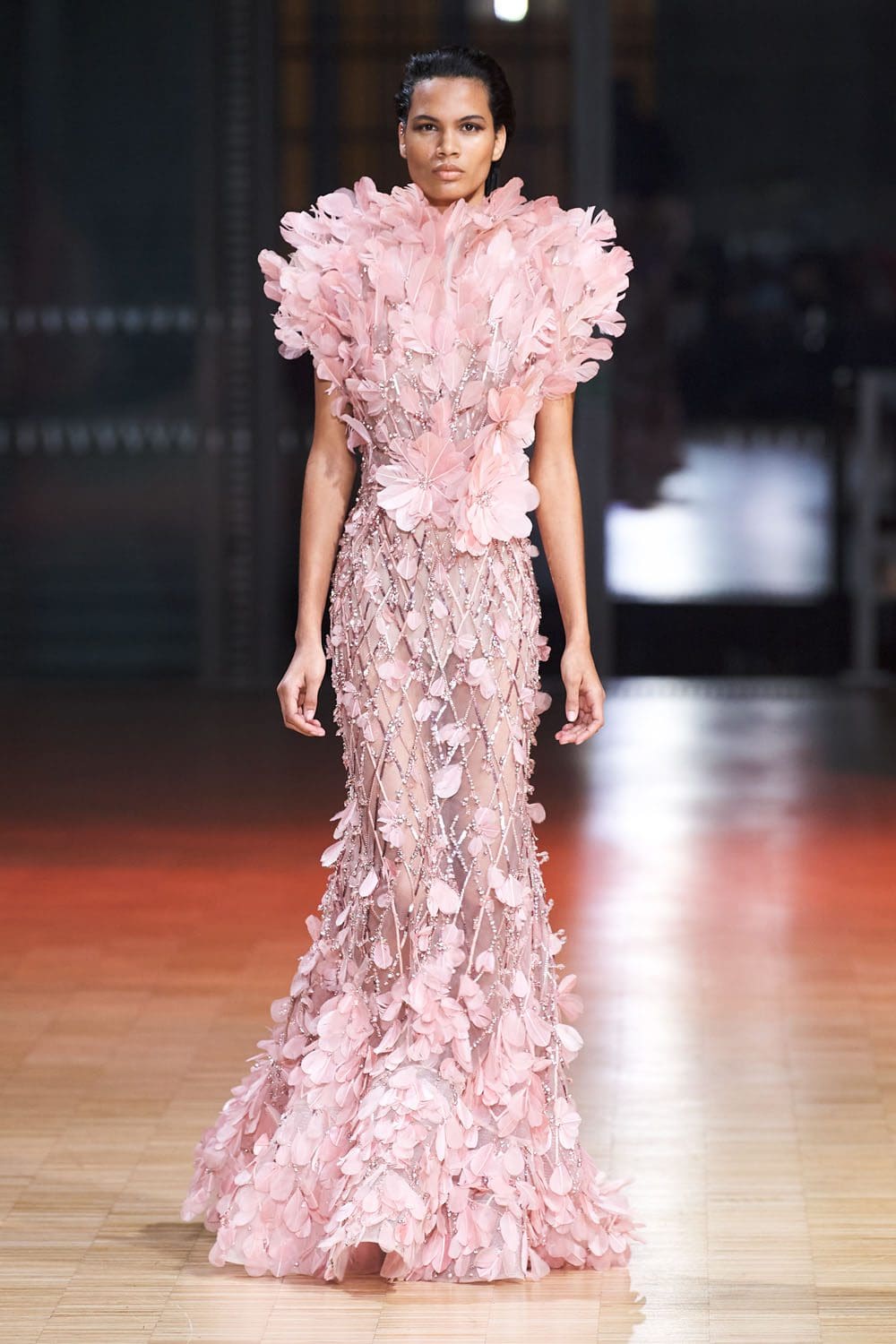 Elie Saab高级定制时装2022春夏 RUNWAY 杂志