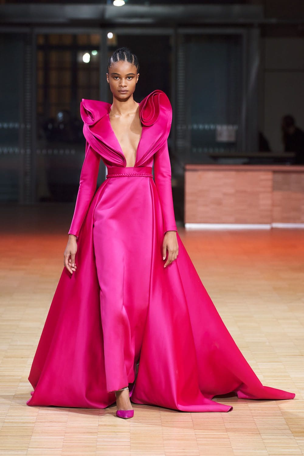 Elie Saab高级定制时装2022春夏 RUNWAY 杂志