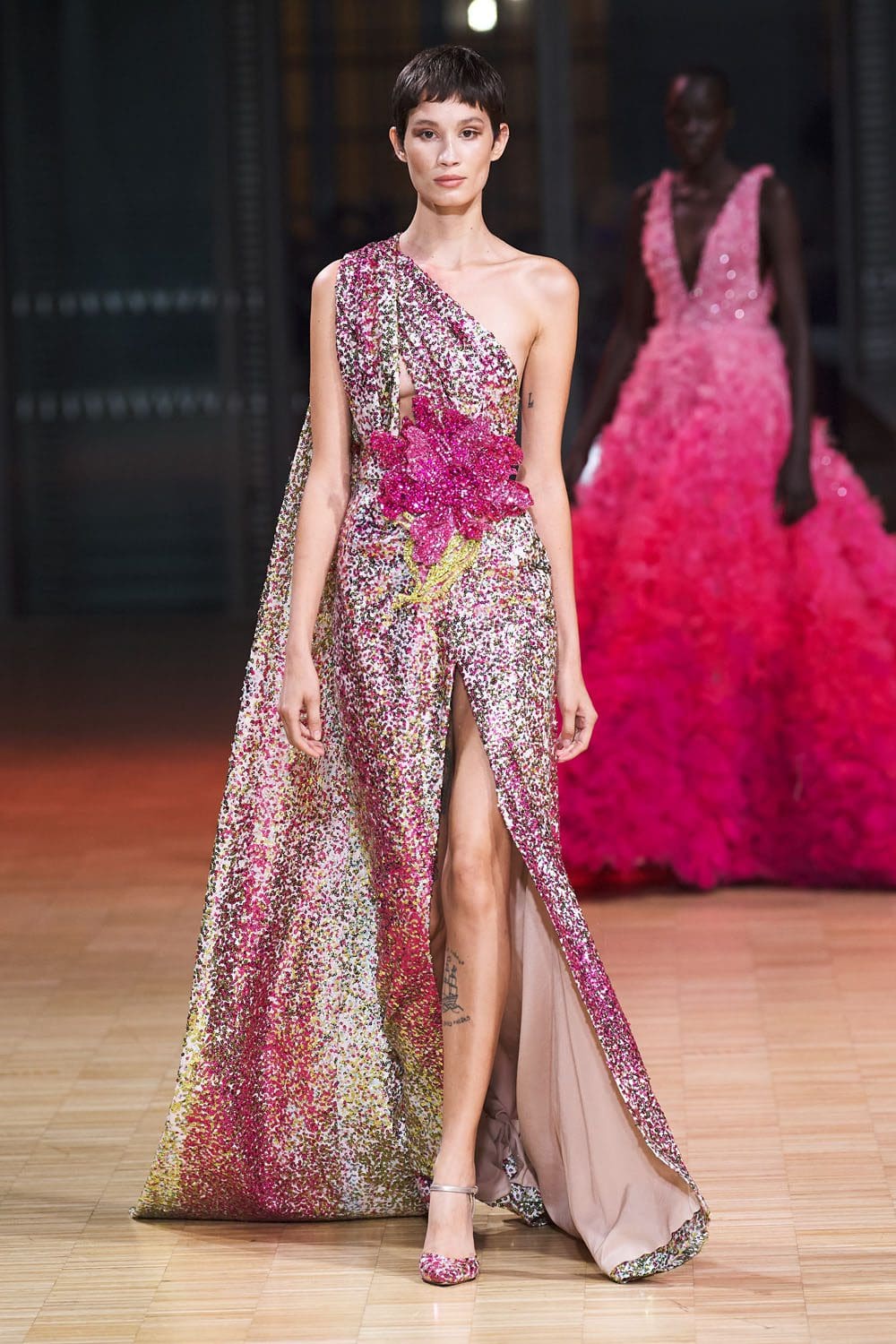 Elie Saab高级定制时装2022春夏 RUNWAY 杂志