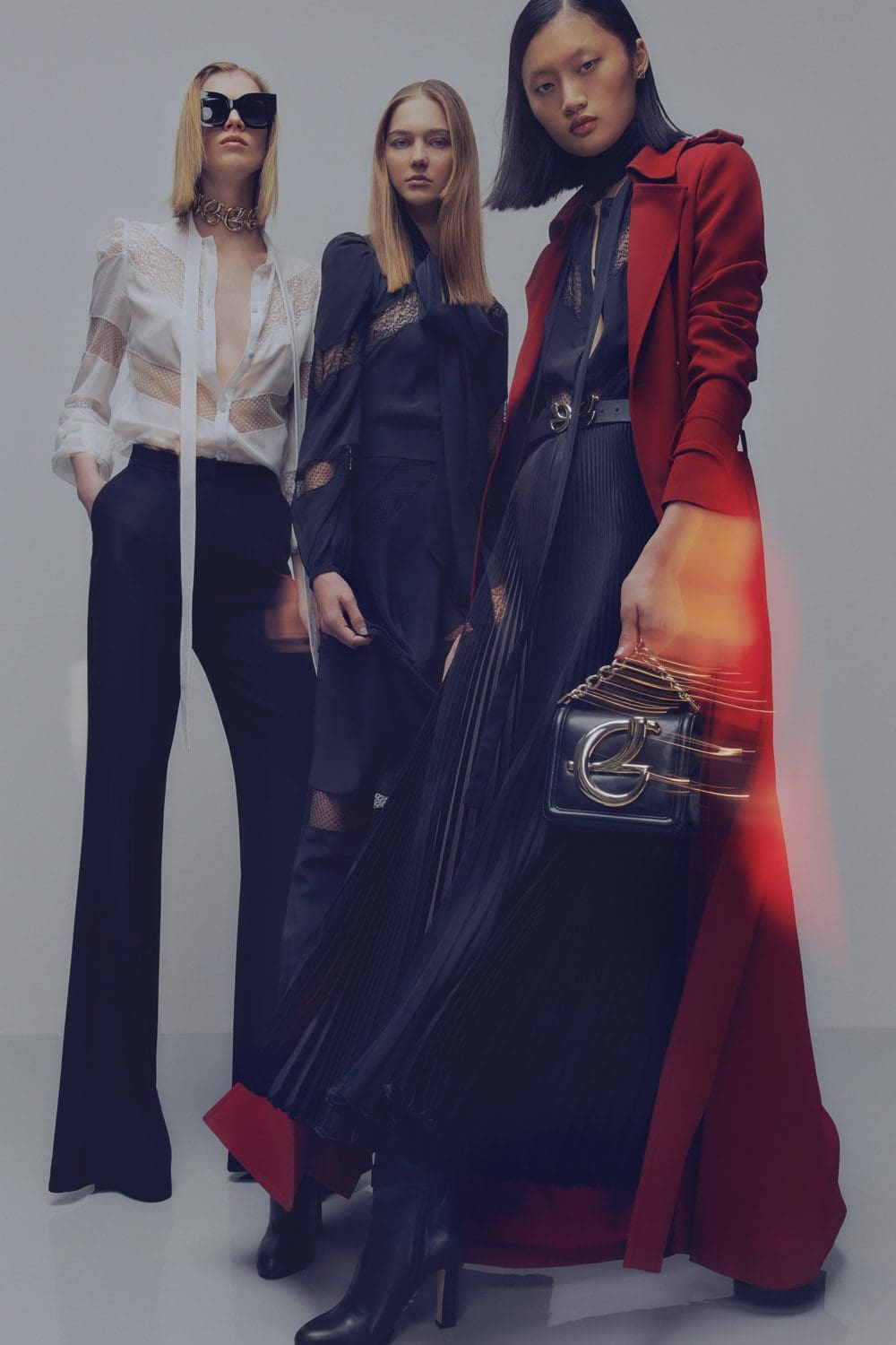 Elie Saab Pré-Outono 2022 por RUNWAY MAGAZINE
