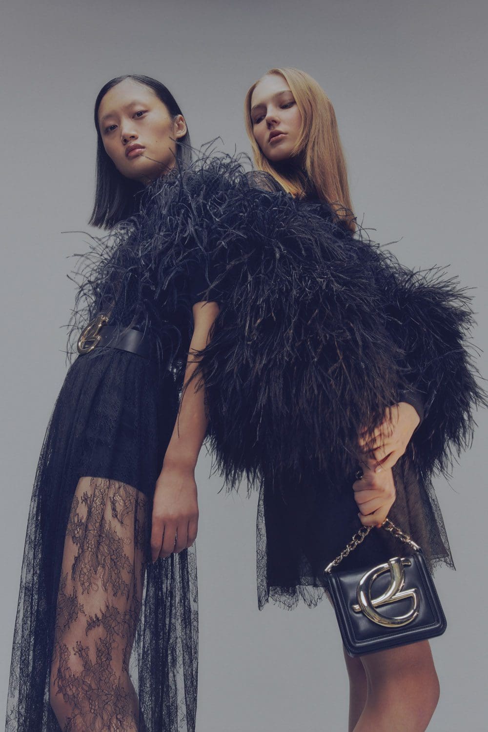Elie Saab Pré-Outono 2022 por RUNWAY MAGAZINE