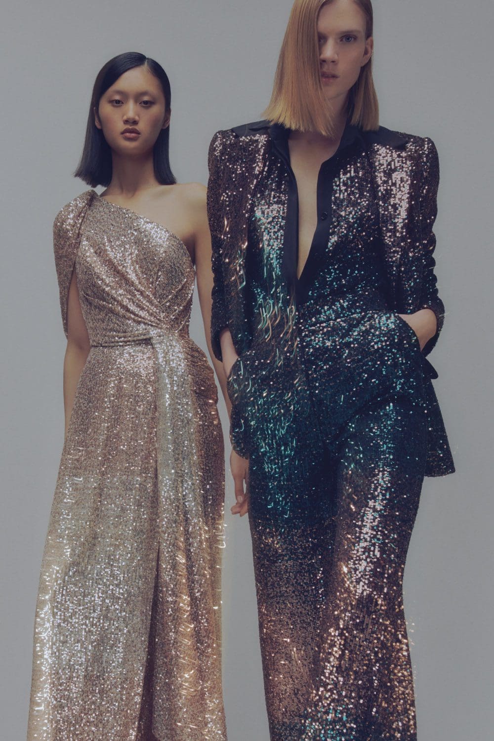 Elie Saab Pré-Outono 2022 por RUNWAY MAGAZINE