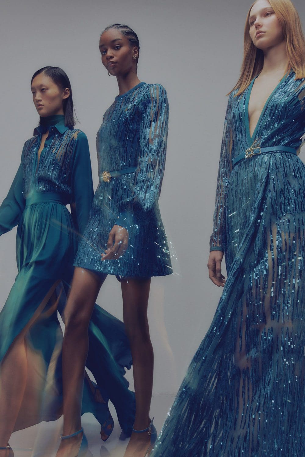 Elie Saab Pré-Outono 2022 por RUNWAY MAGAZINE