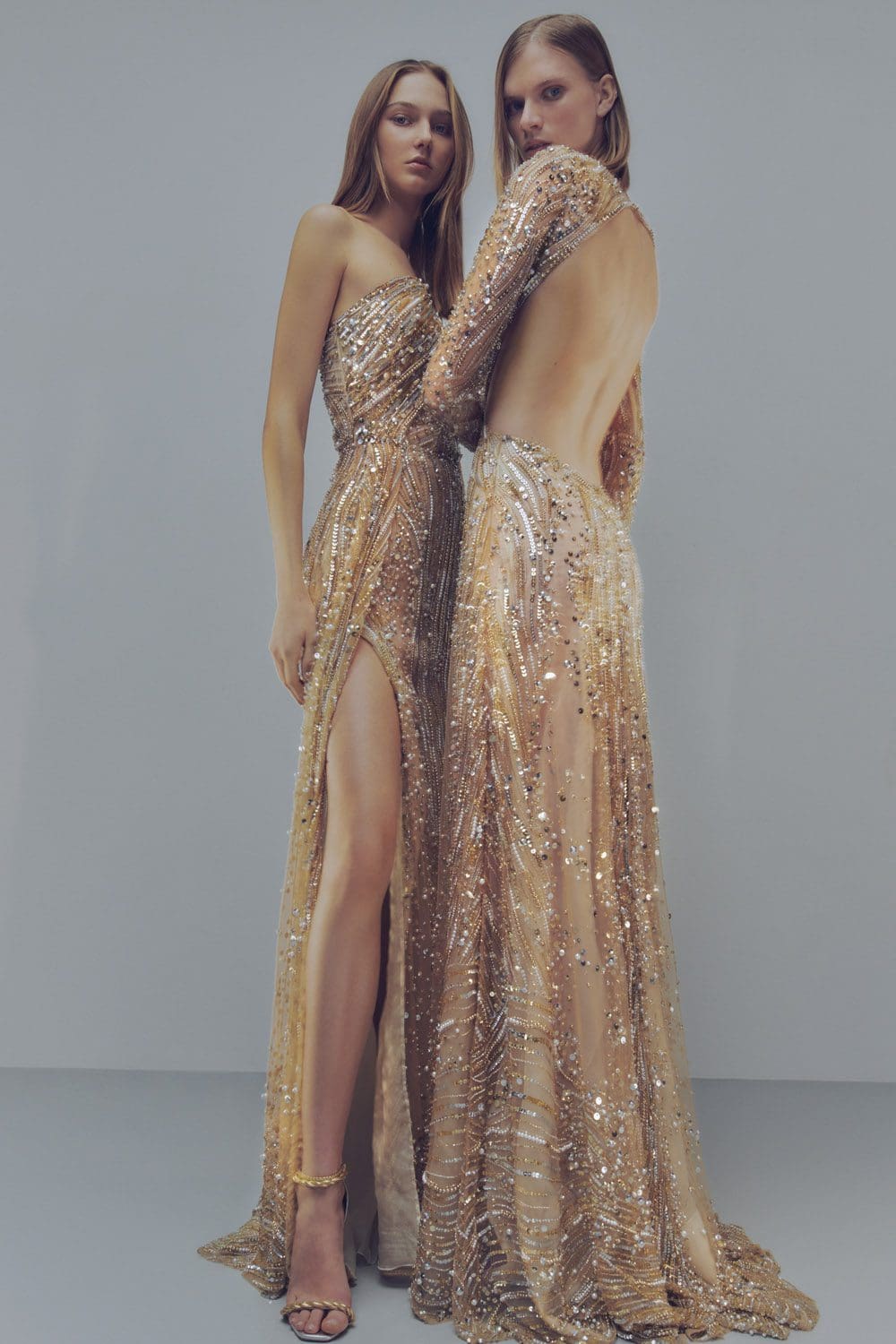 Elie Saab Pré-Outono 2022 por RUNWAY MAGAZINE