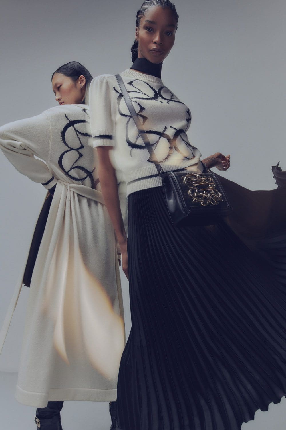 Elie Saab Pré-Outono 2022 por RUNWAY MAGAZINE