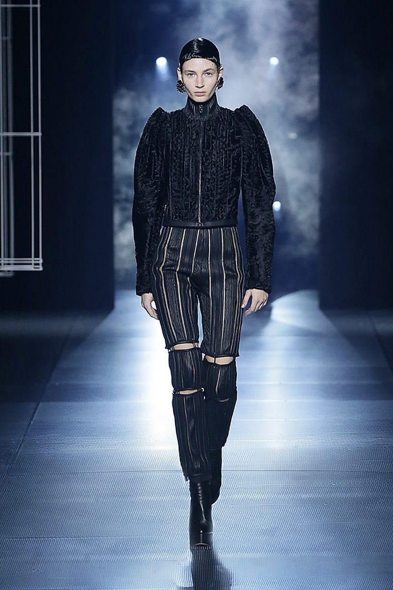 Fendi Couture Printemps Été 2022 par RUNWAY MAGAZINE