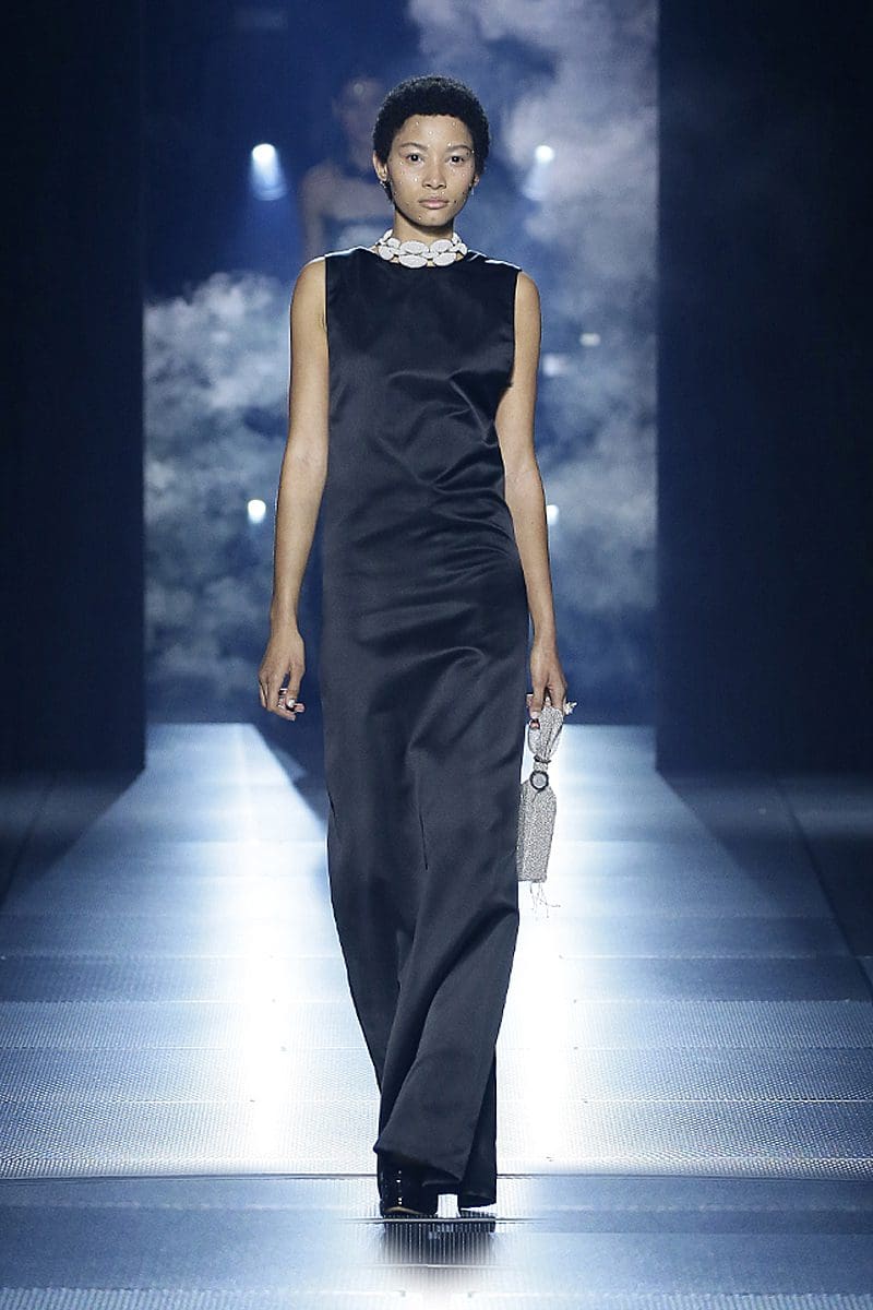 Fendi Couture Printemps Été 2022 par RUNWAY MAGAZINE