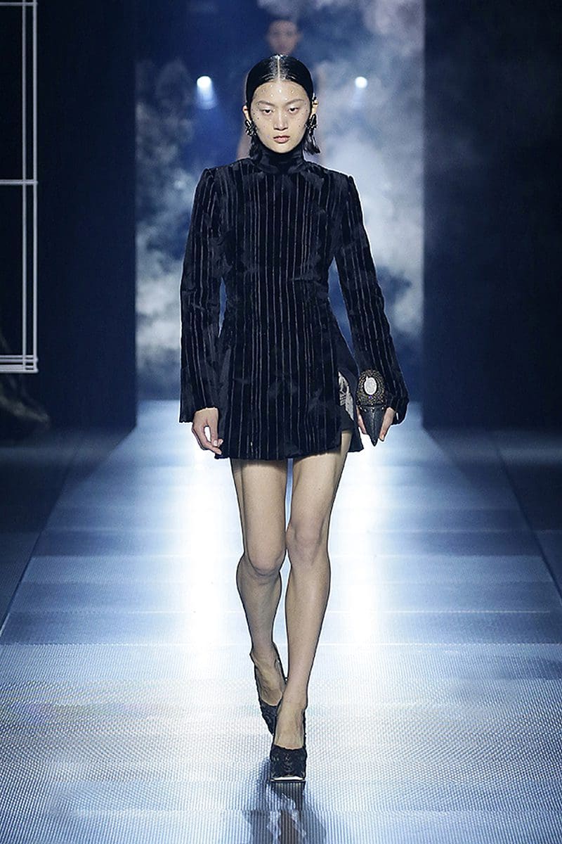 Fendi Couture Printemps Été 2022 par RUNWAY MAGAZINE