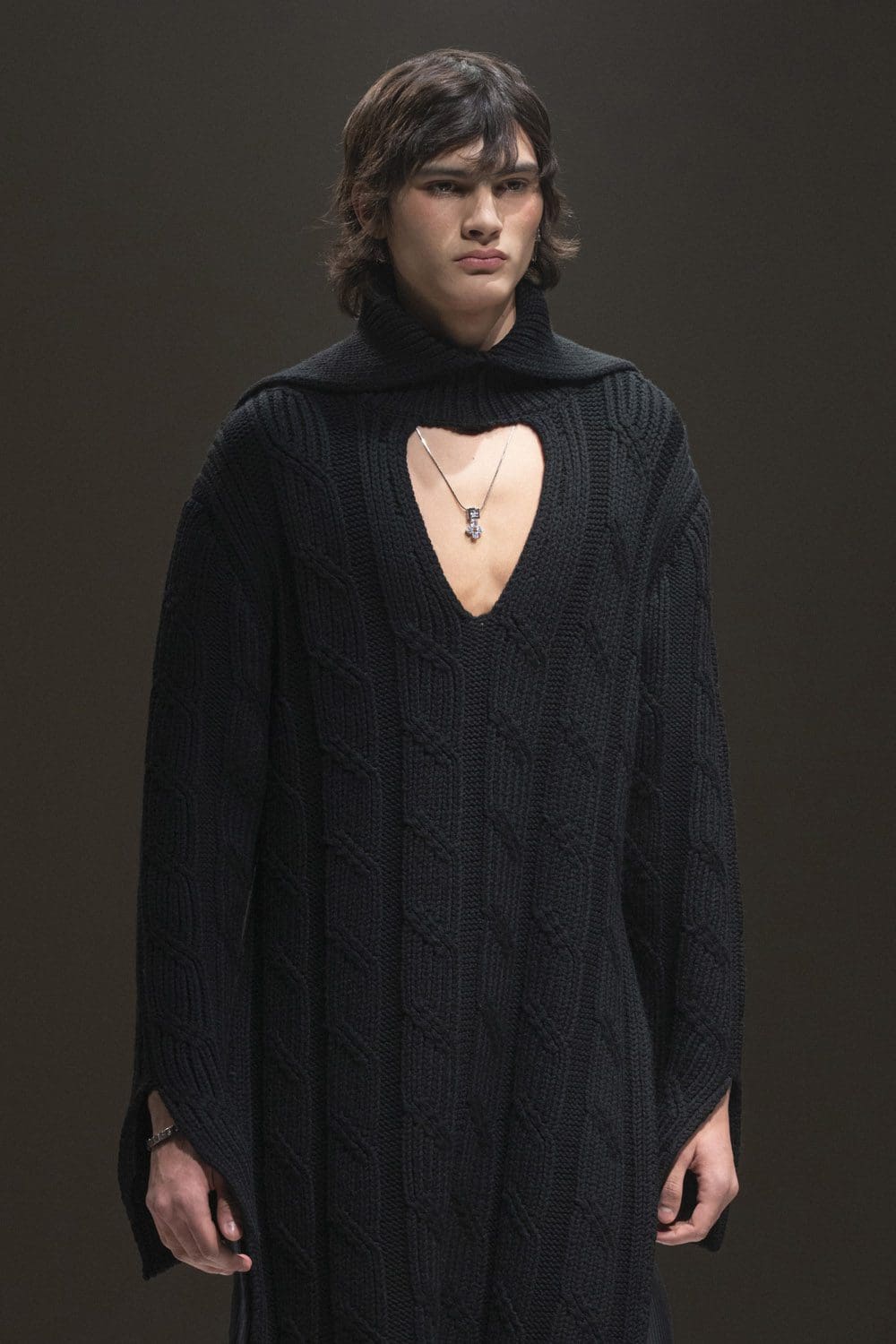 Fendi Herbst Winter 2022-2023 Nahaufnahme von RUNWAY MAGAZIN