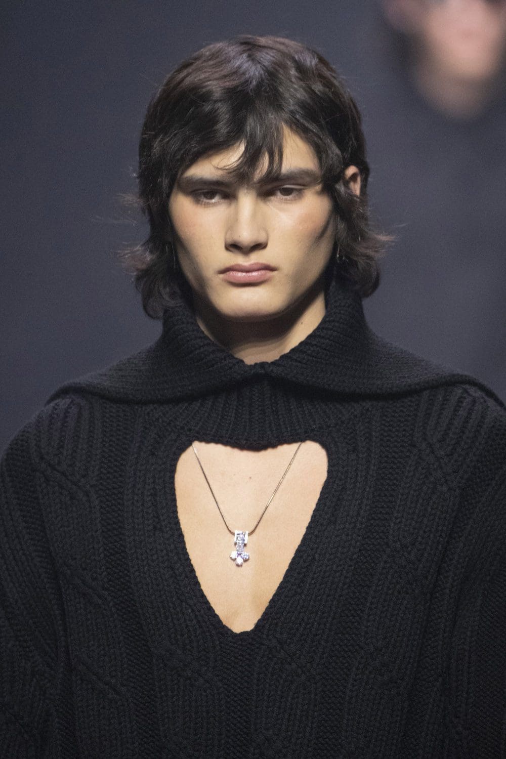 Fendi Herbst Winter 2022-2023 Nahaufnahme von RUNWAY MAGAZIN