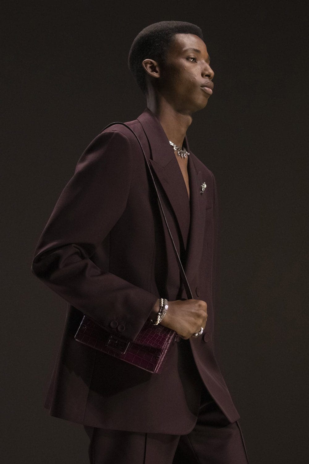 Fendi Herbst Winter 2022-2023 Nahaufnahme von RUNWAY MAGAZIN