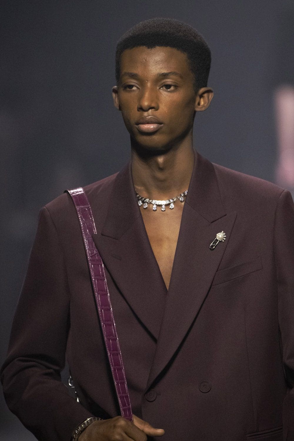 Fendi Herbst Winter 2022-2023 Nahaufnahme von RUNWAY MAGAZIN