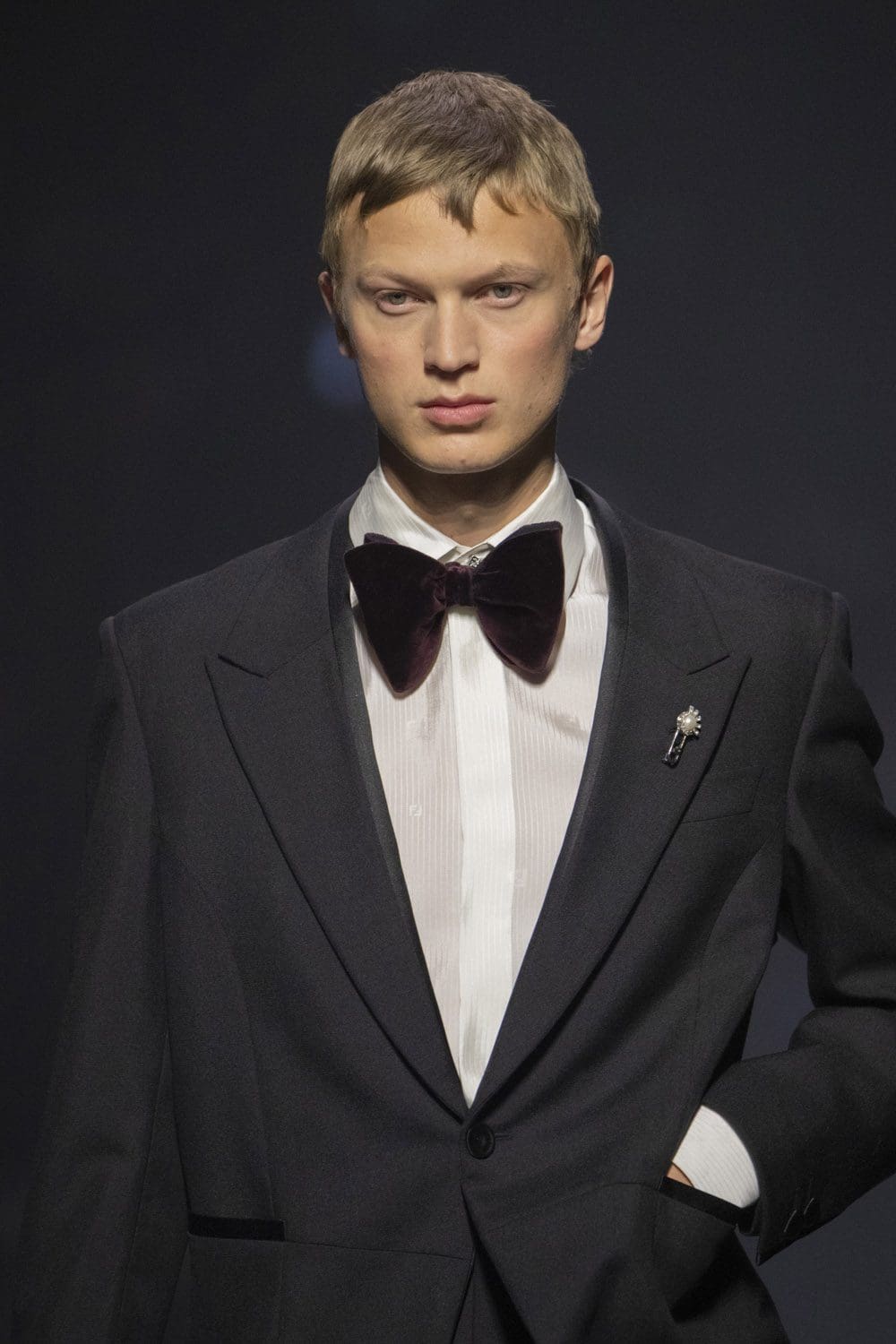 Fendi Herbst Winter 2022-2023 Nahaufnahme von RUNWAY MAGAZIN