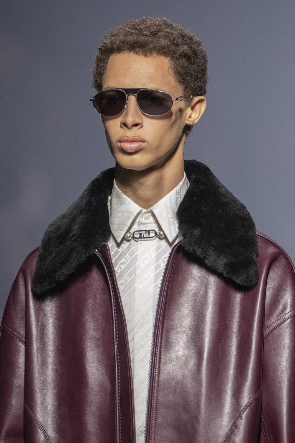 Fendi Herbst Winter 2022-2023 Nahaufnahme von RUNWAY MAGAZIN