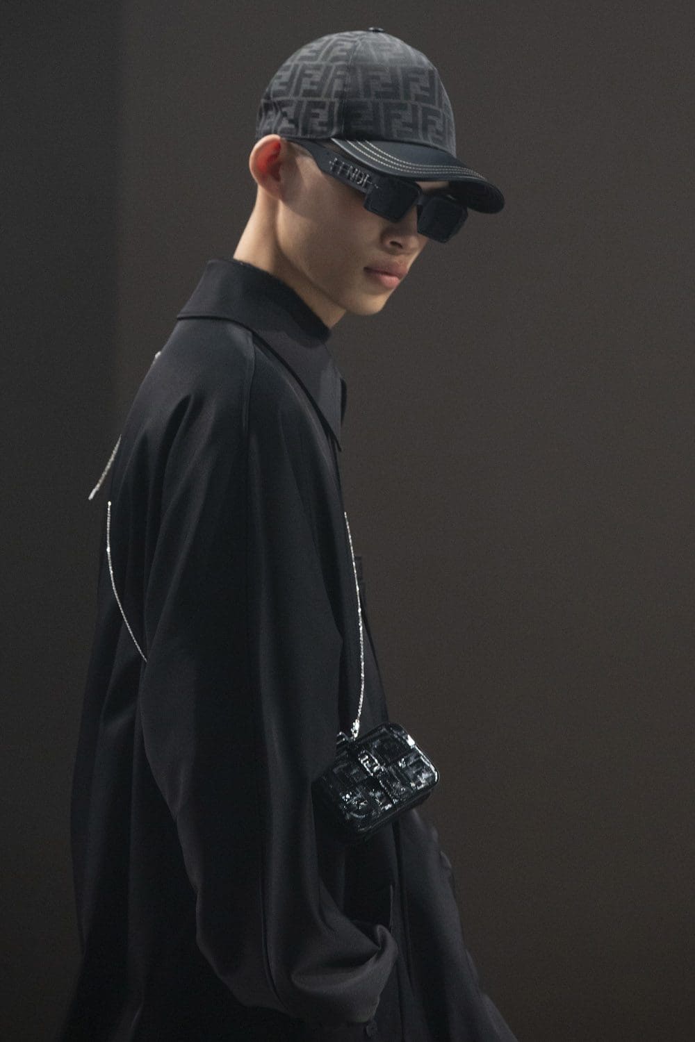 Fendi Herbst Winter 2022-2023 Nahaufnahme von RUNWAY MAGAZIN
