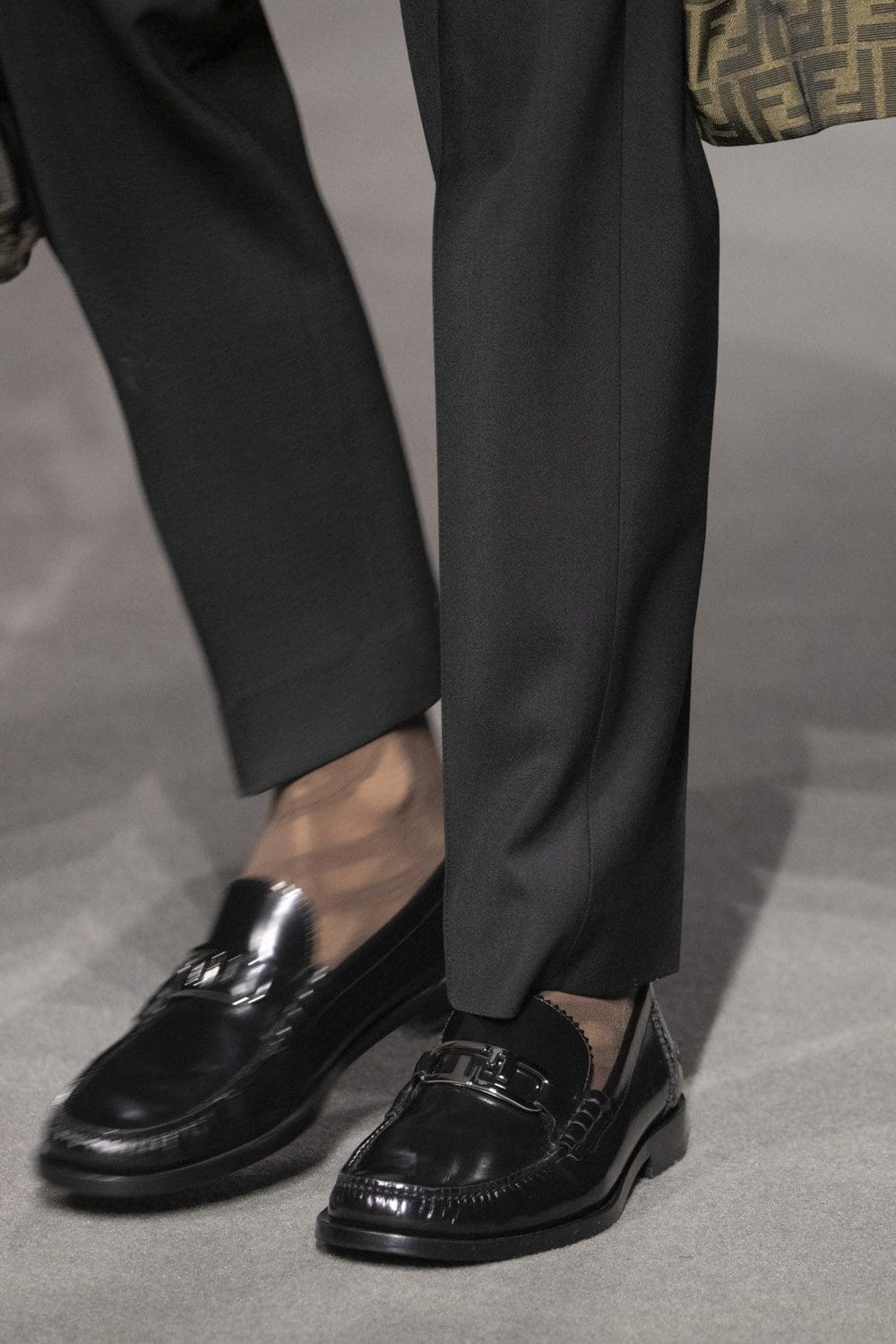 Fendi Herbst Winter 2022-2023 Nahaufnahme von RUNWAY MAGAZIN
