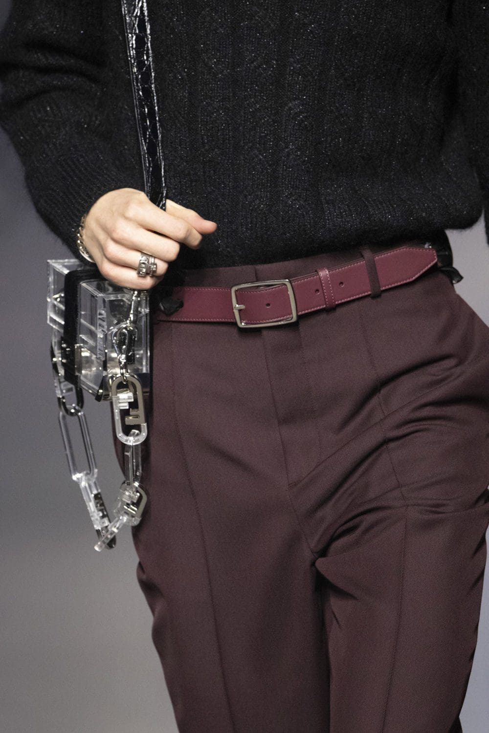 Fendi Herbst Winter 2022-2023 Nahaufnahme von RUNWAY MAGAZIN