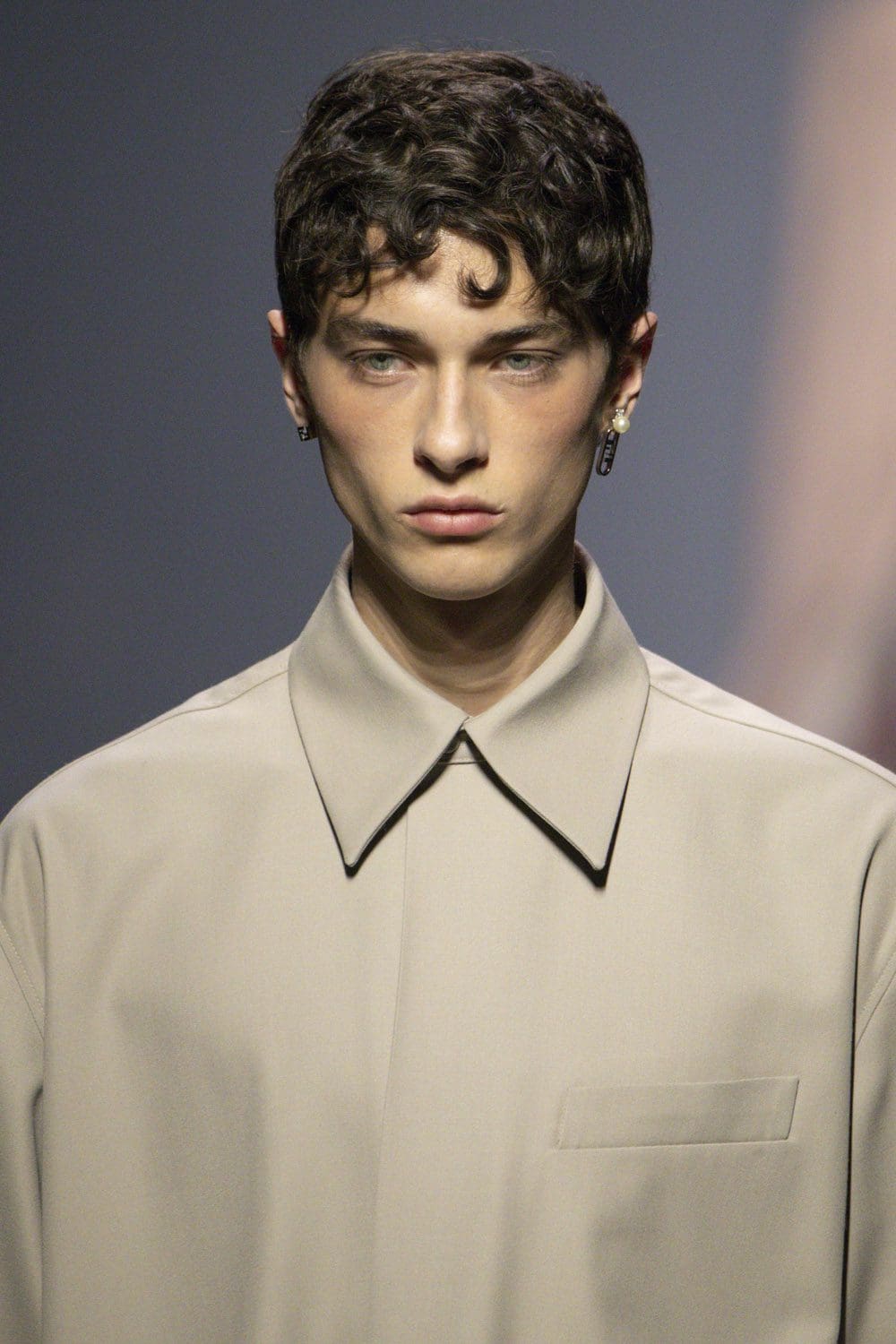 Fendi Herbst Winter 2022-2023 Nahaufnahme von RUNWAY MAGAZIN