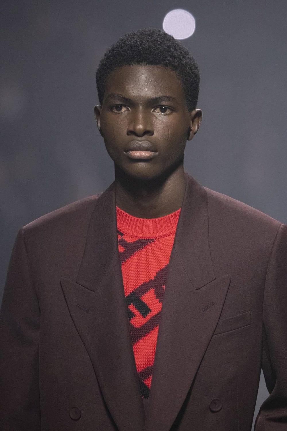 Fendi Herbst Winter 2022-2023 Nahaufnahme von RUNWAY MAGAZIN