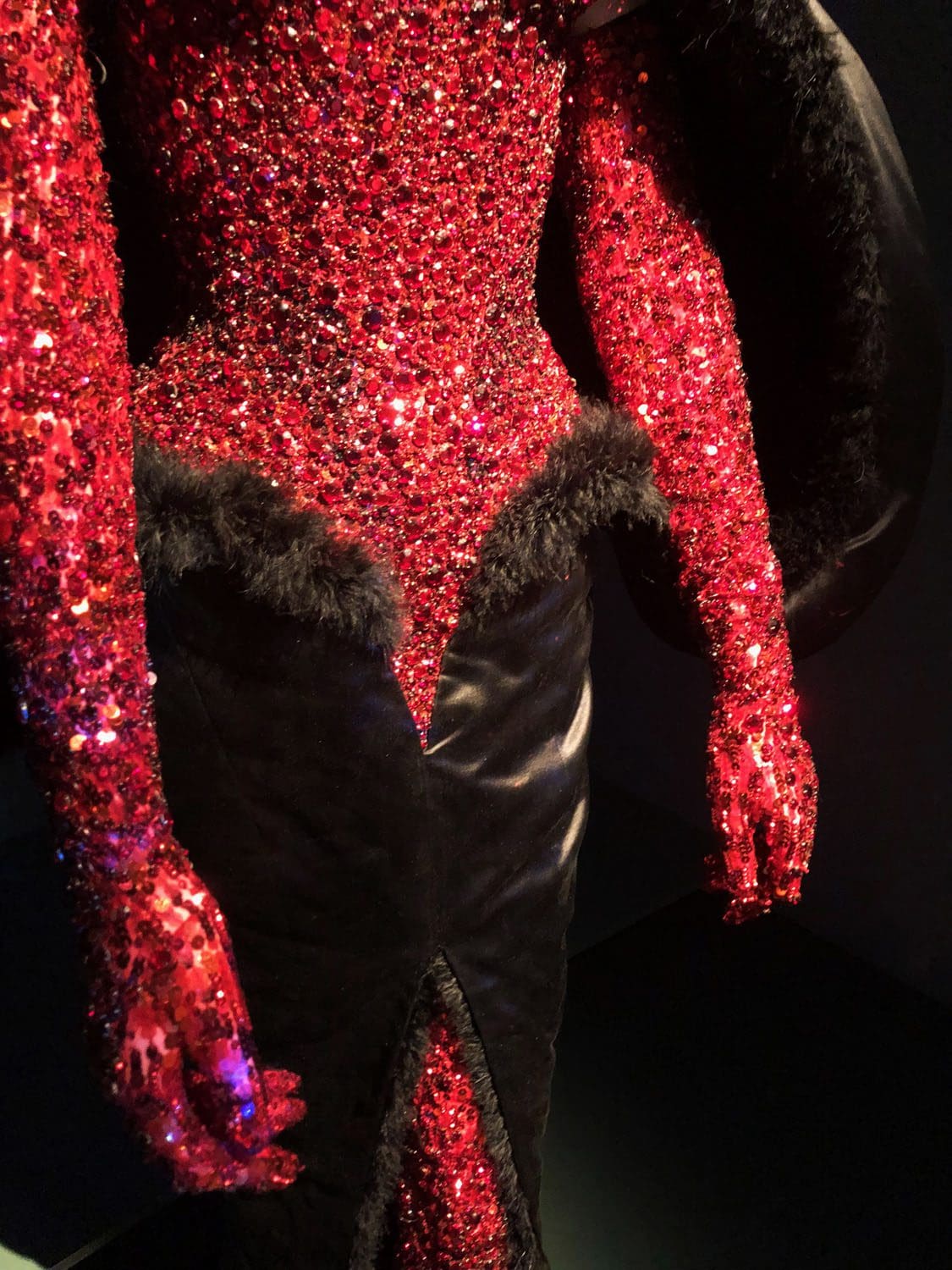 Thierry Mugler Couturissime – expo à Paris par RUNWAY MAGAZINE