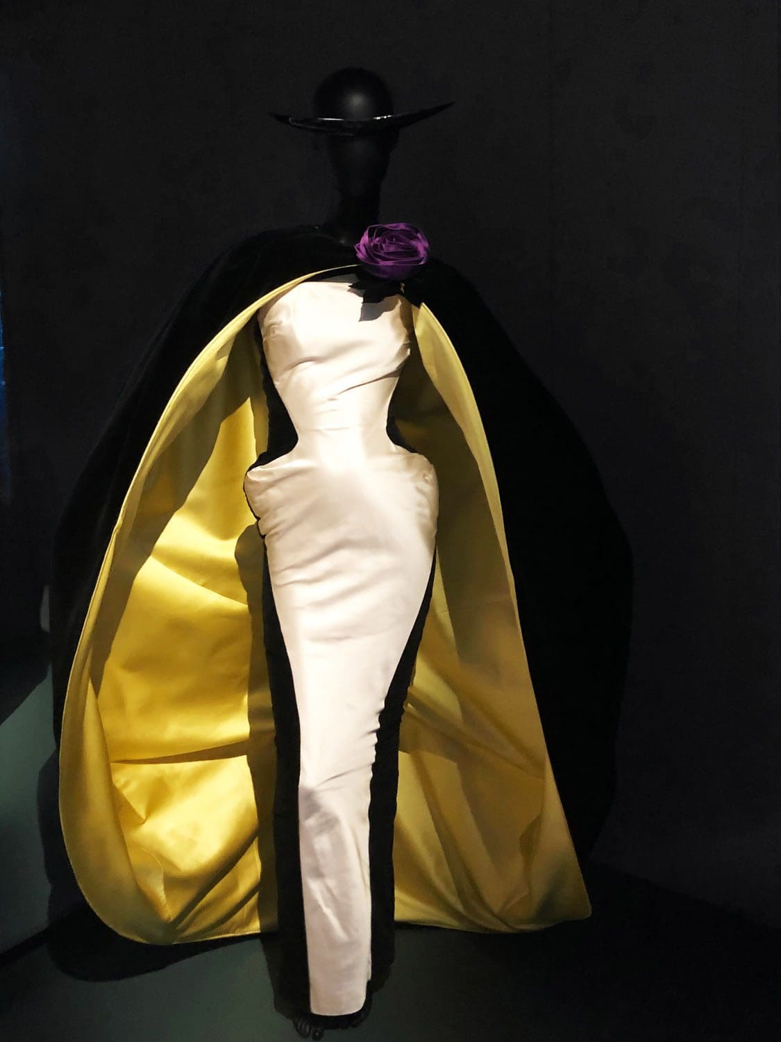 Thierry Mugler Couturissime – expo à Paris par RUNWAY MAGAZINE