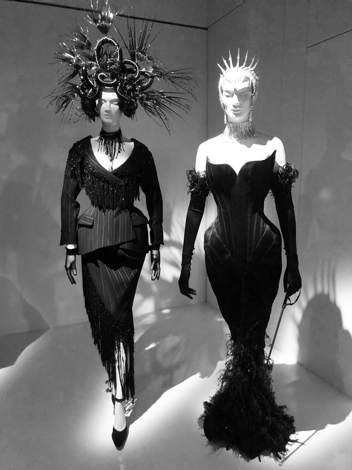 Thierry Mugler Couturissime – expo à Paris par RUNWAY MAGAZINE